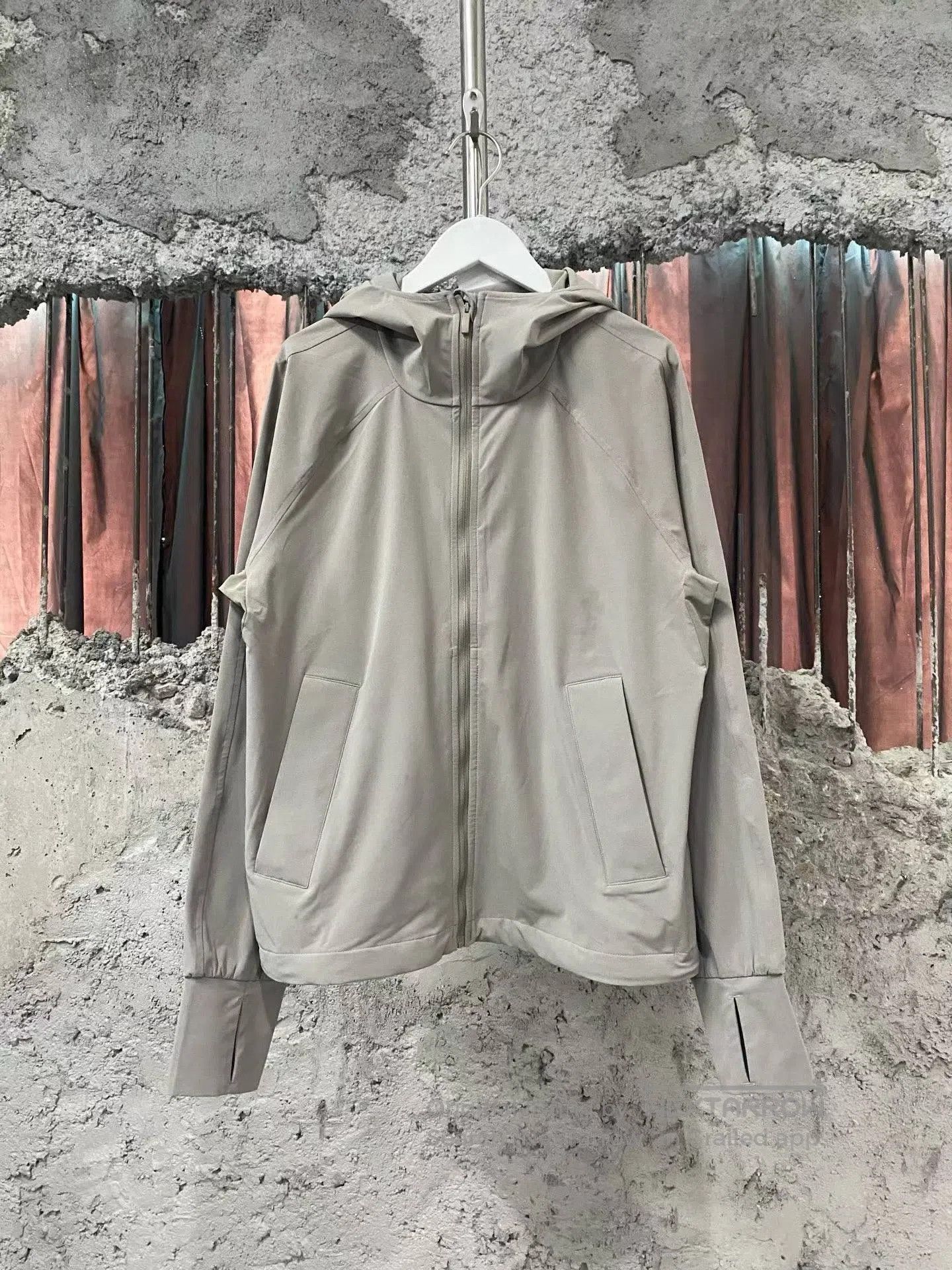 Lululemon lululemon Zipper Jacket| Size US M / EU 48-50 / 2 - 1 Thumbnail