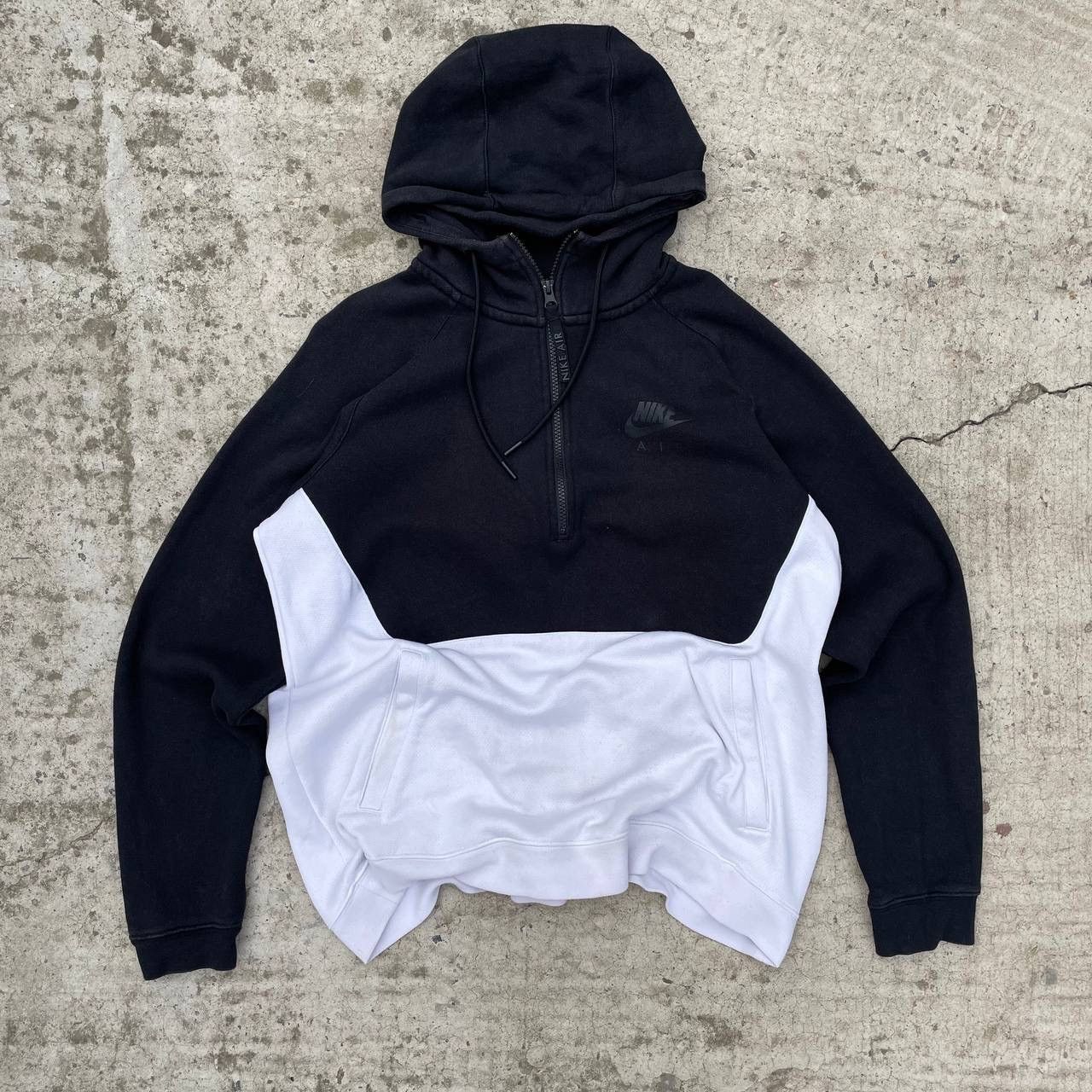 Nike Vintage Nike Air Hoodie Size L Distressed Y2K 00s USA Size US L / EU 52-54 / 3 - 1 Thumbnail