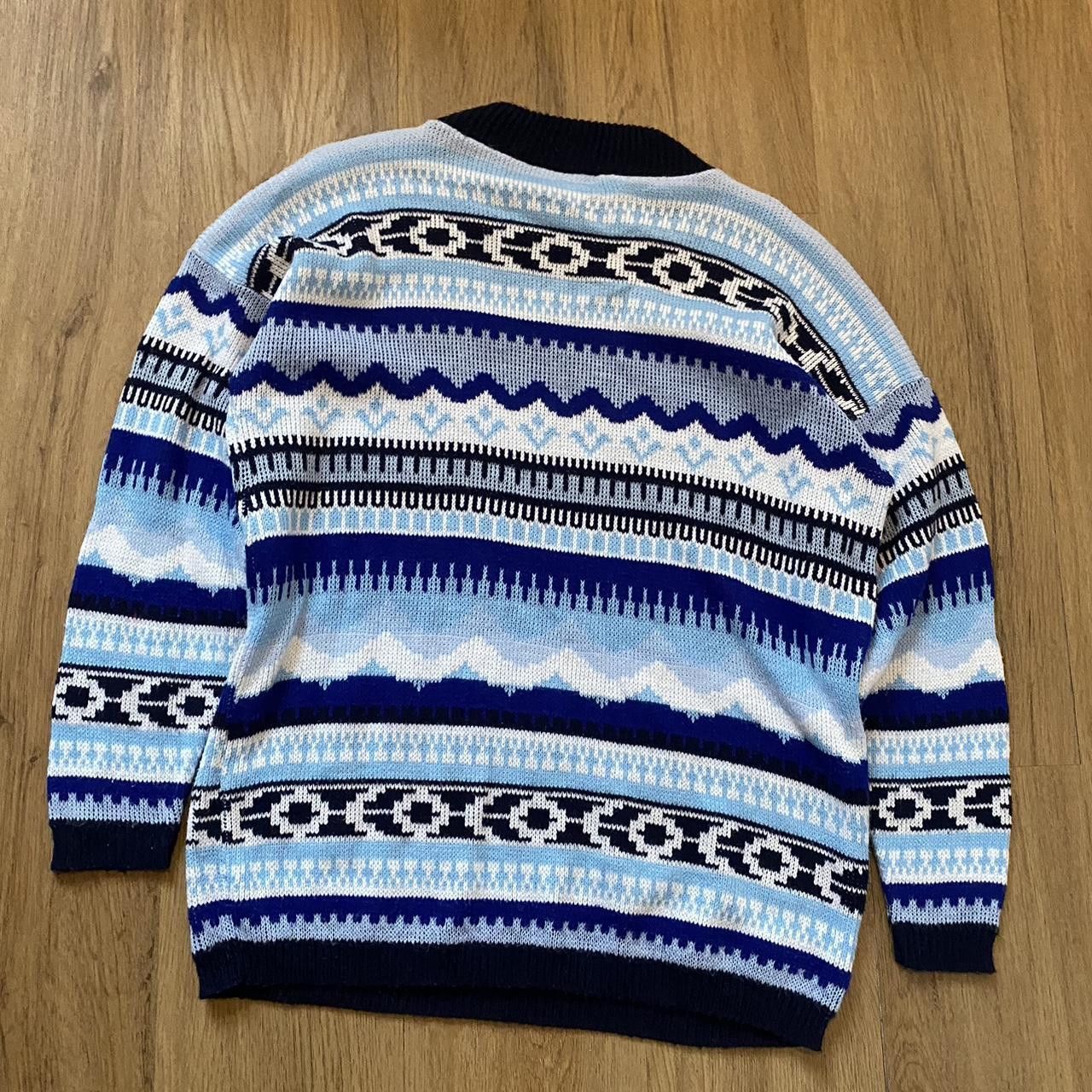 Other Blue and white patterned vintage sweater knit Winter Size US M / EU 48-50 / 2 - 2 Thumbnail
