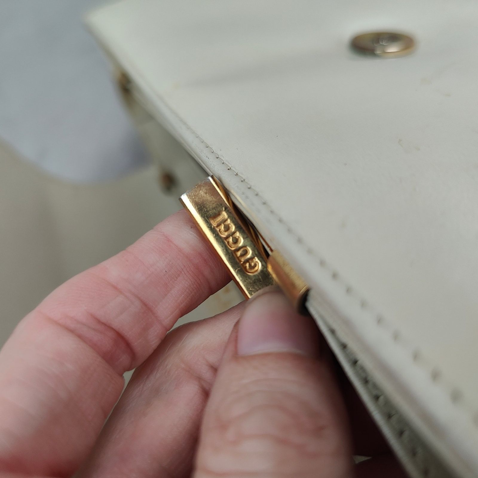 Gucci Vintage Gucci Leather Crossbody Bag Small Purse Off-White Size ONE SIZE - 13 Thumbnail