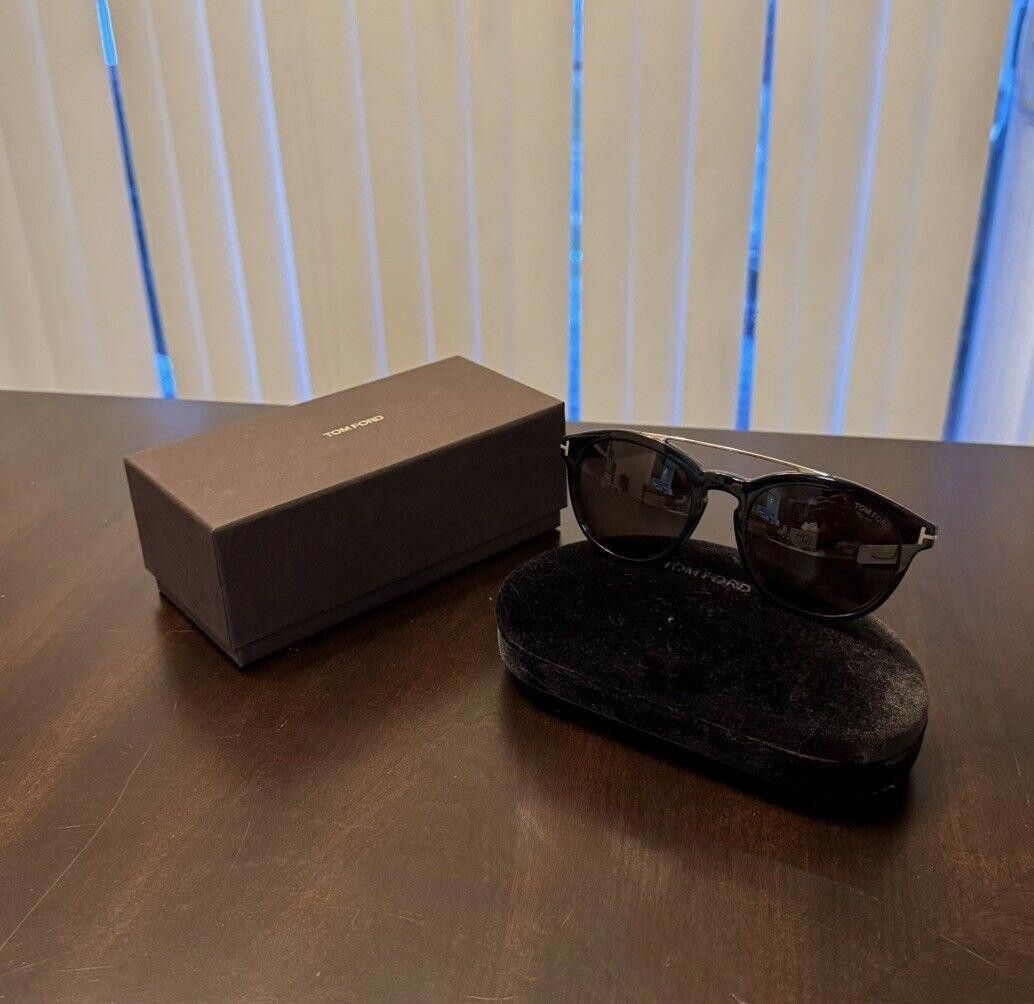 Tom Ford Tom Ford Black Sunglasses with Case Size ONE SIZE - 2 Thumbnail