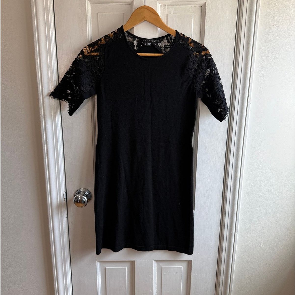 Theory Theory Jiya LC Evian Stretch Dress Black Lace Sleeves Small Size S / US 4 / IT 40 - 1 Thumbnail