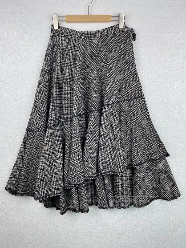 Comme des Garcons Comme Des Garcons size M Houndstooth pattern multi-layered Size 23" - 1 Thumbnail