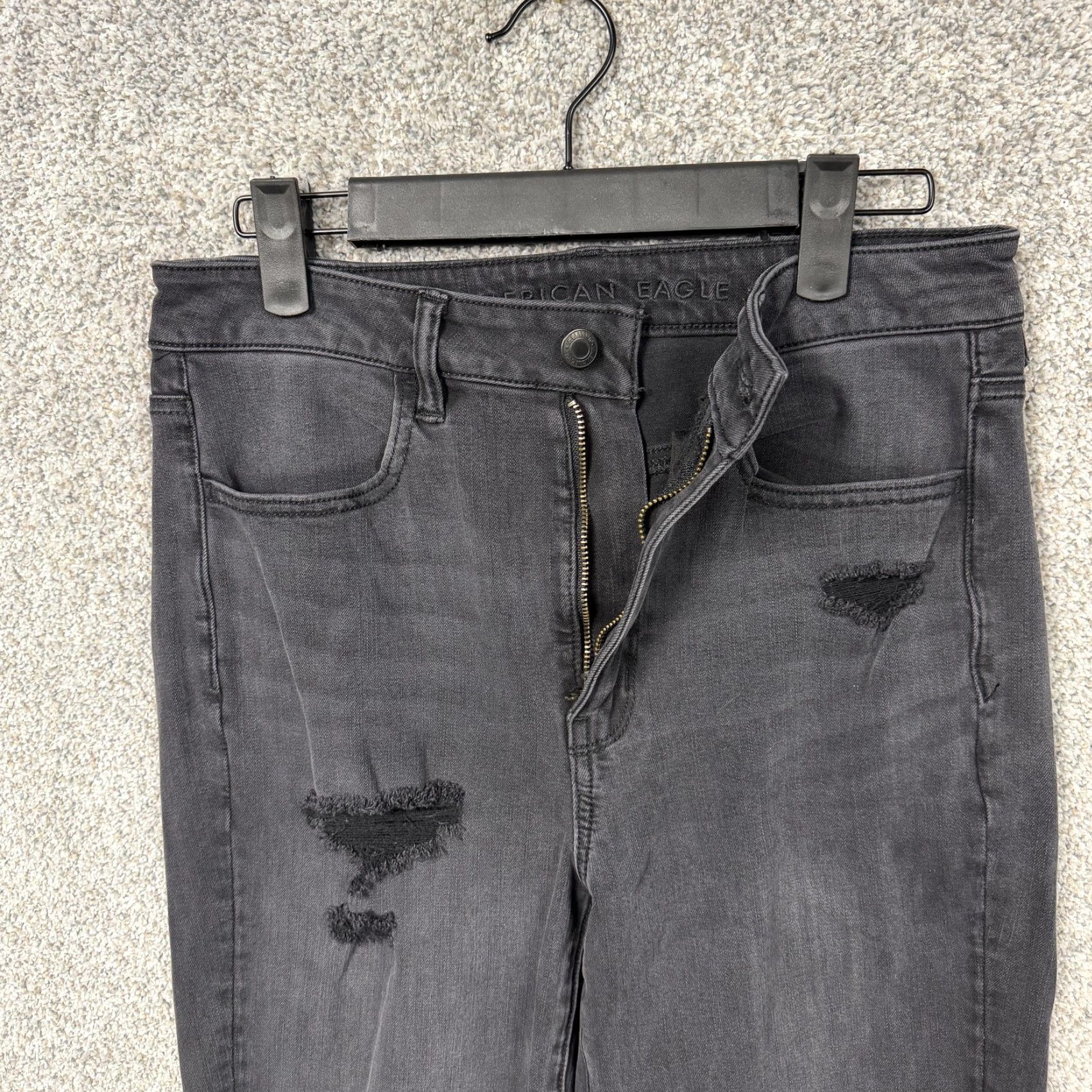American Eagle Outfitters American Eagle Jeans Women 6R Black Distressed Super Stretch Edgy Alt Grunge Y2K Womens Size 28" / US 6 / IT 42 - 6 Thumbnail