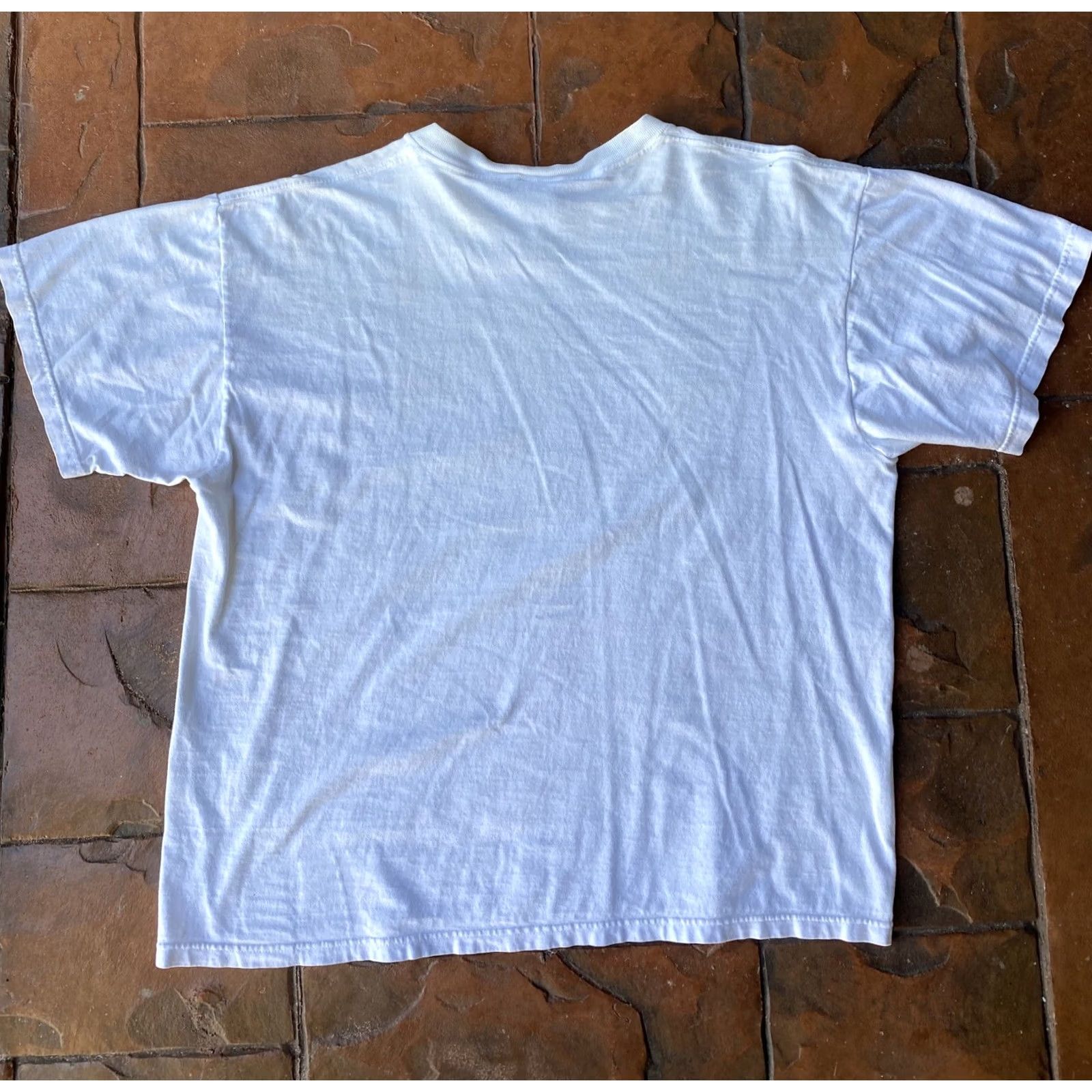 Fruit Of The Loom VINTAGE New York City Skyline Twin Towers Statue Of Liberty T-Shirt XL White Cotton Fruit of the Loom 90s Mens Short Sleeve Crew Neck Graphic Print Size US XL / EU 56 / 4 - 3 Thumbnail