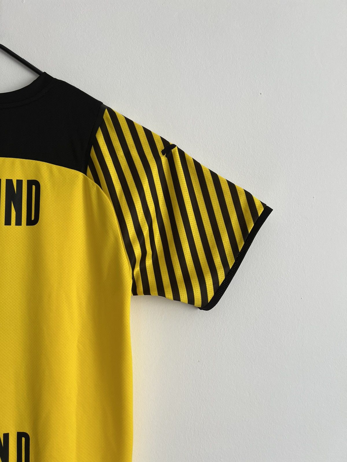 Puma Borussia Dortmund Haaland 2021-2022 Home Jersey | Soccer Size US XL / EU 56 / 4 - 3 Thumbnail