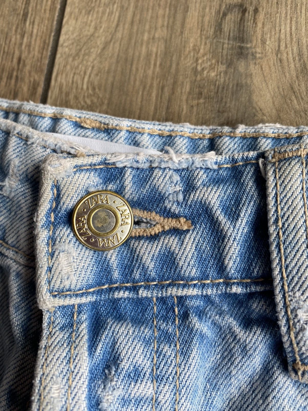 Zara Pantaloncini jeans Zara Size 26" / US 2 / IT 38 - 4 Thumbnail