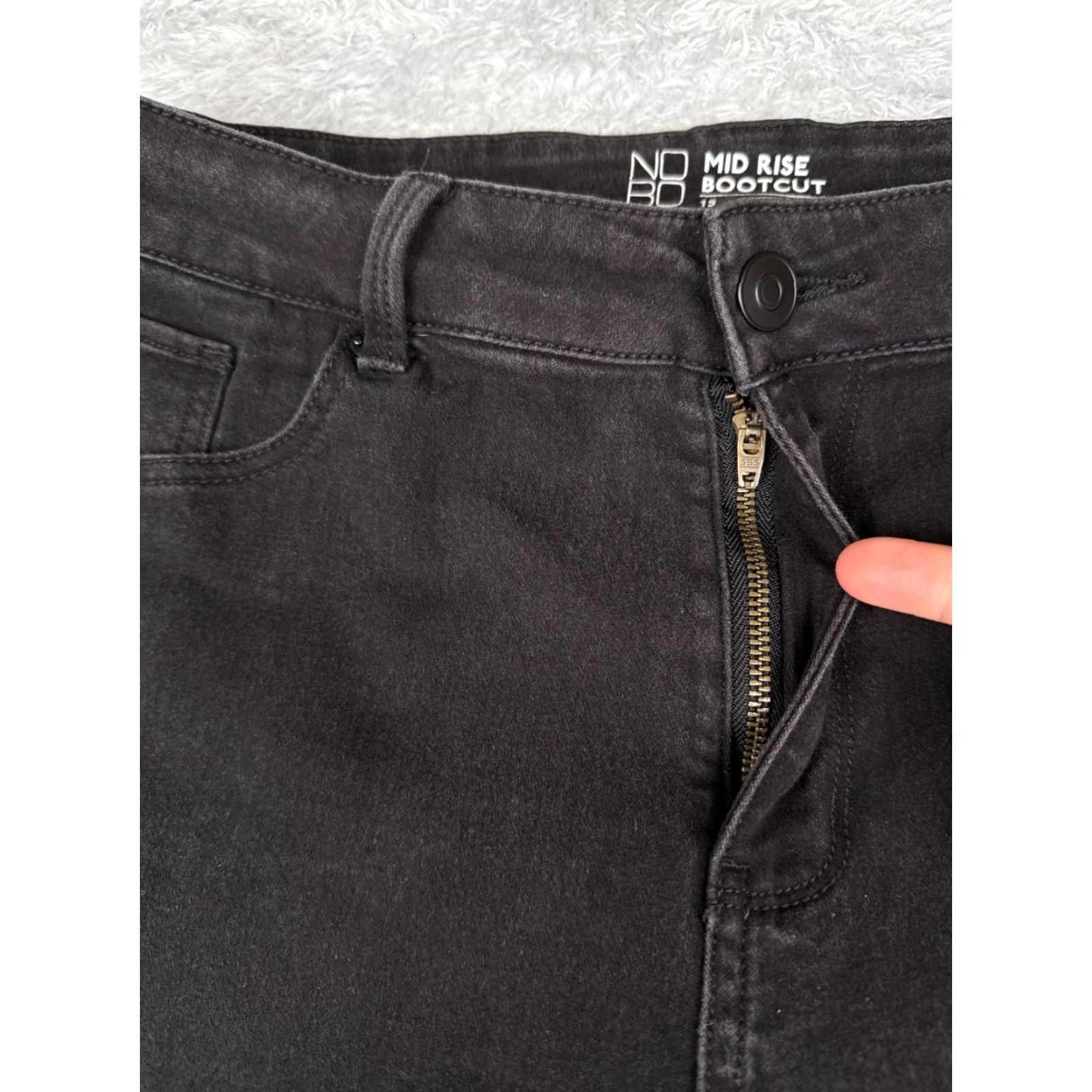Vintage No Boundaries Jeans Juniors 15 Black Denim Bootcut Mid Rise Cotton Blend 33x30 Women's Jeans Cowboy Southwestern American 90s? Size 36" / US 14 / IT 50 - 5 Thumbnail