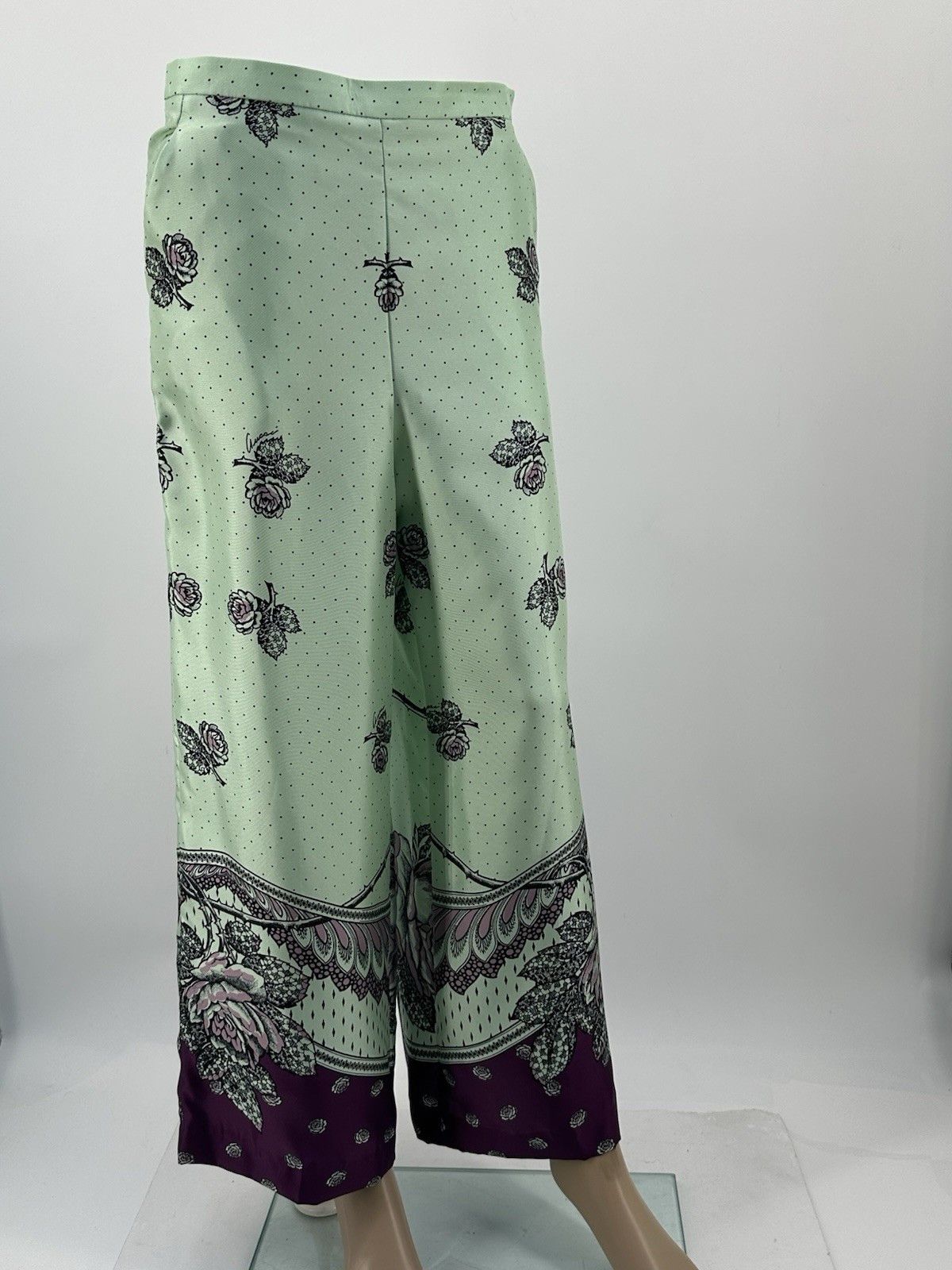 Gucci New Gucci Pants Silk Woman's Size-IT-40 Size 27" / US 4 / IT 40 - 5 Thumbnail