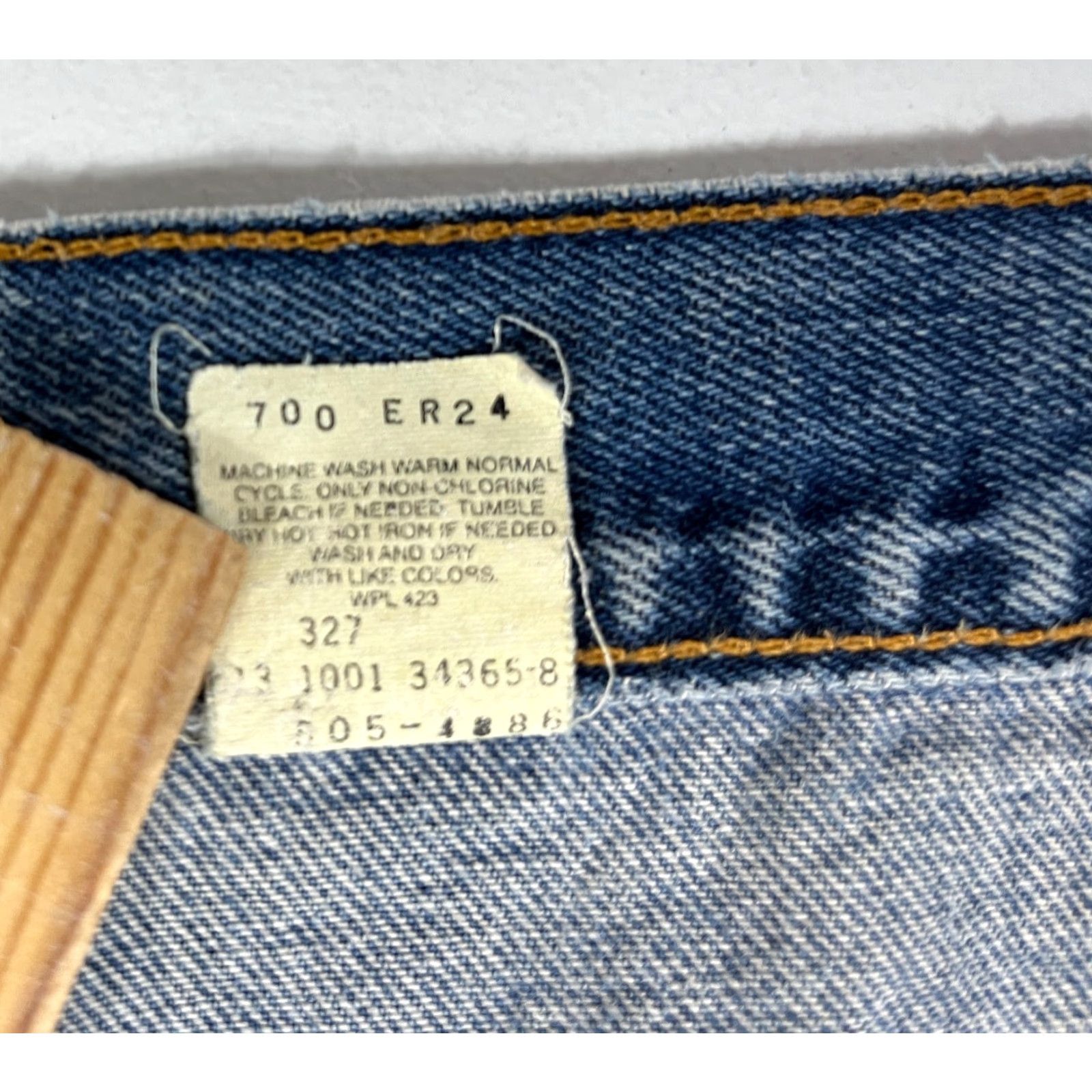 Levi's Levi's 505 Regular Jeans Raglan Straight Made in USA Mens Blue 40x29.5 Vintage Jeans Levi's 505 Regular Fit Straight Leg Mens Size US 40 / EU 56 - 7 Thumbnail