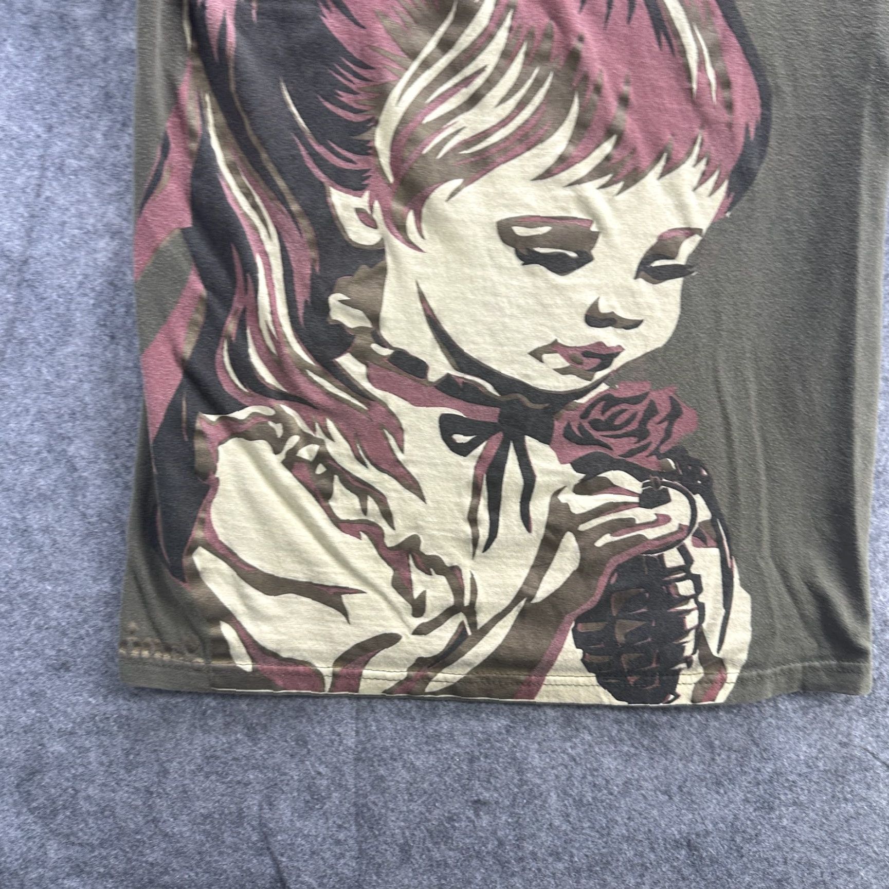Obey VINTAGE Obey T-Shirt Mens Small Urban Art Graphic Rose Girl Olive Green Made USA Size US S / EU 44-46 / 1 - 5 Thumbnail