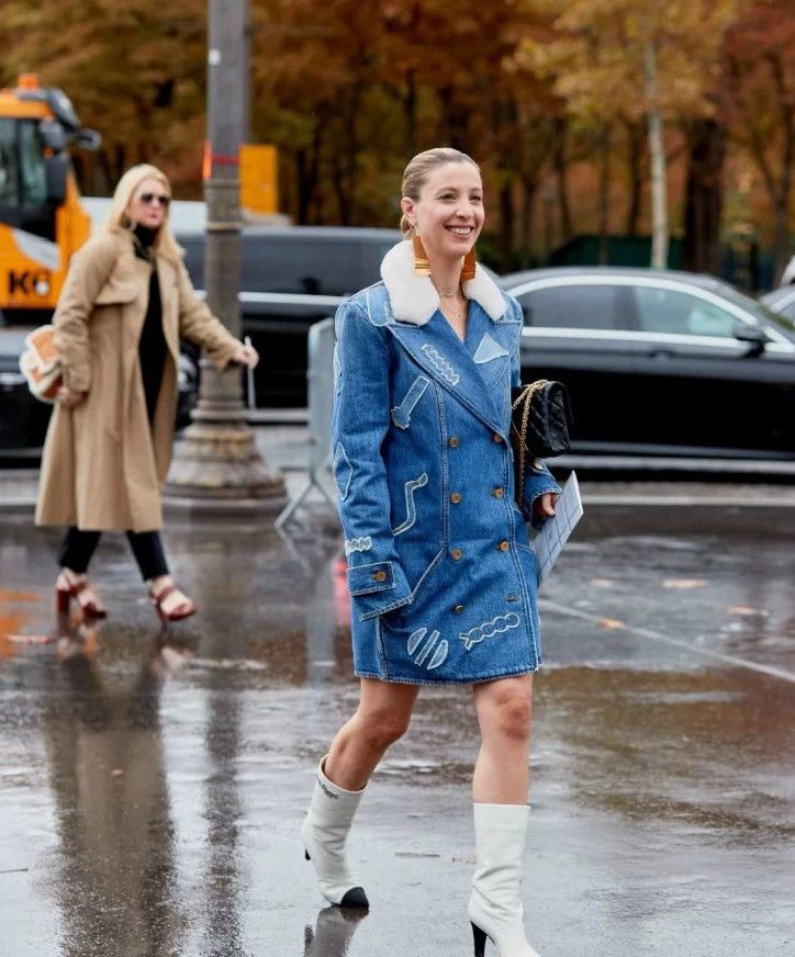 Chanel Chanel 19A Egypt Series Blue Tannin Lamb Fur Coat Size M / US 6-8 / IT 42-44 - 9 Thumbnail