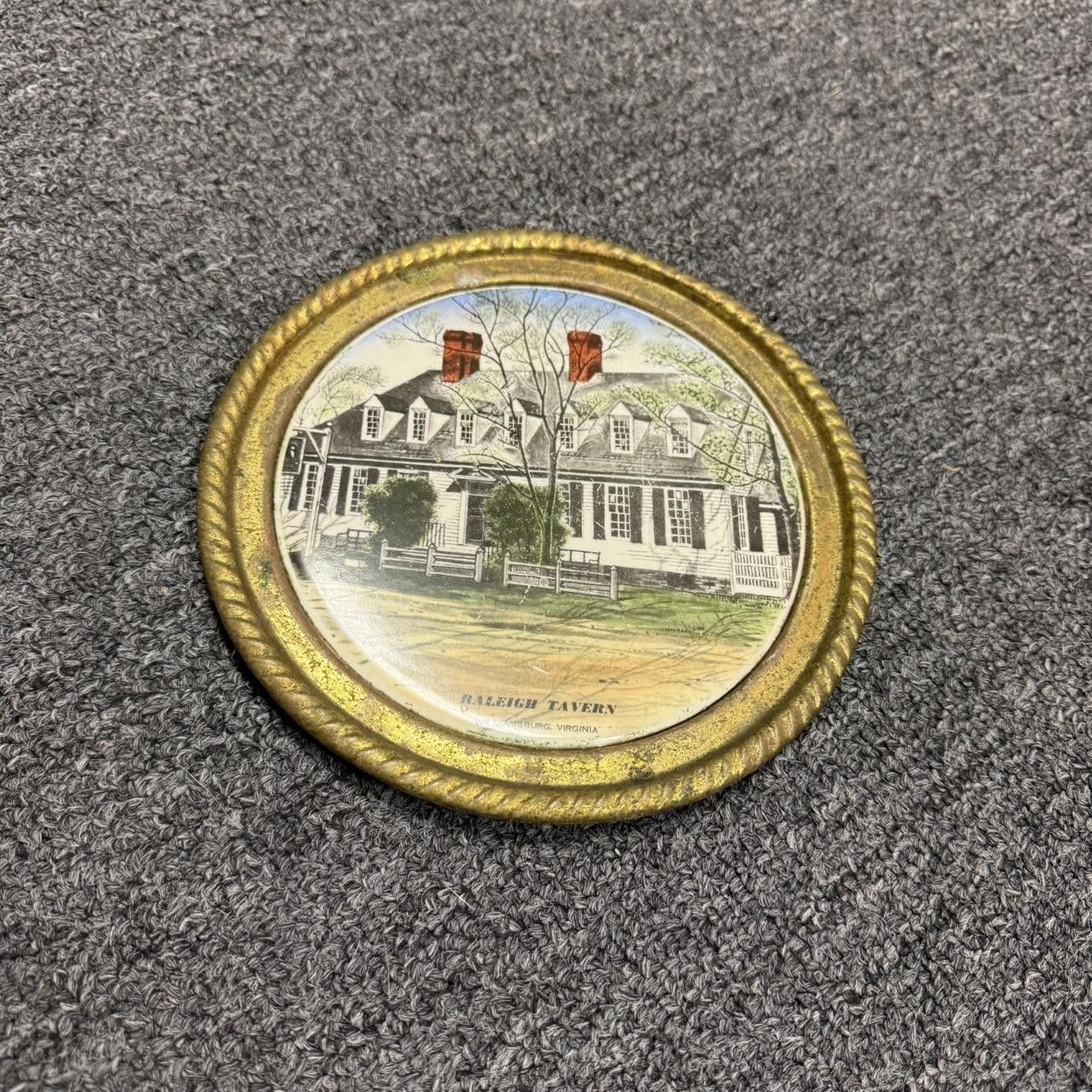 Designer Raleigh Tavern Metal Plate Size ONE SIZE - 2 Thumbnail
