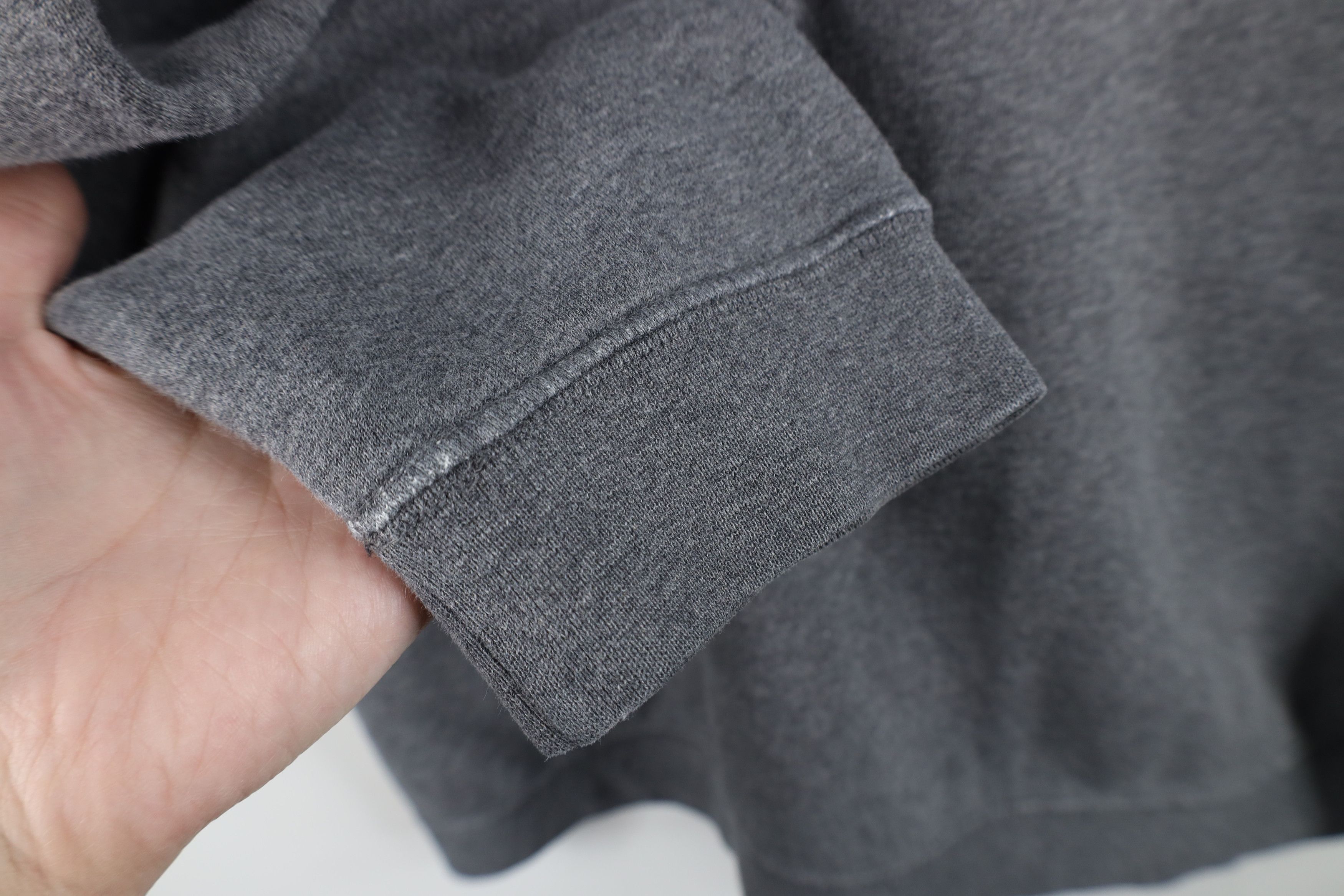 Nike Vintage Y2K Nike Swoosh Crewneck Sweatshirt Heather Gray Size US XL / EU 56 / 4 - 6 Thumbnail