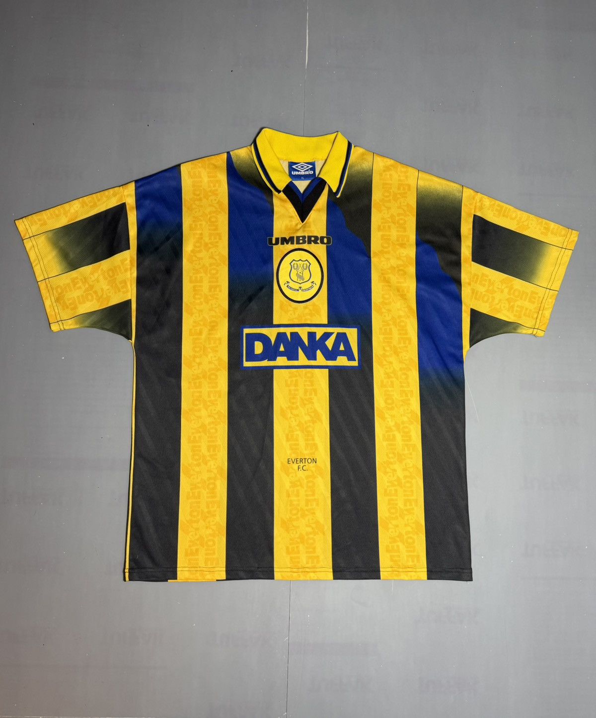 Umbro Vintage 1996-1998 Umbro Everton FC Soccer Jersey Men XL Size US XL / EU 56 / 4 - 1 Thumbnail