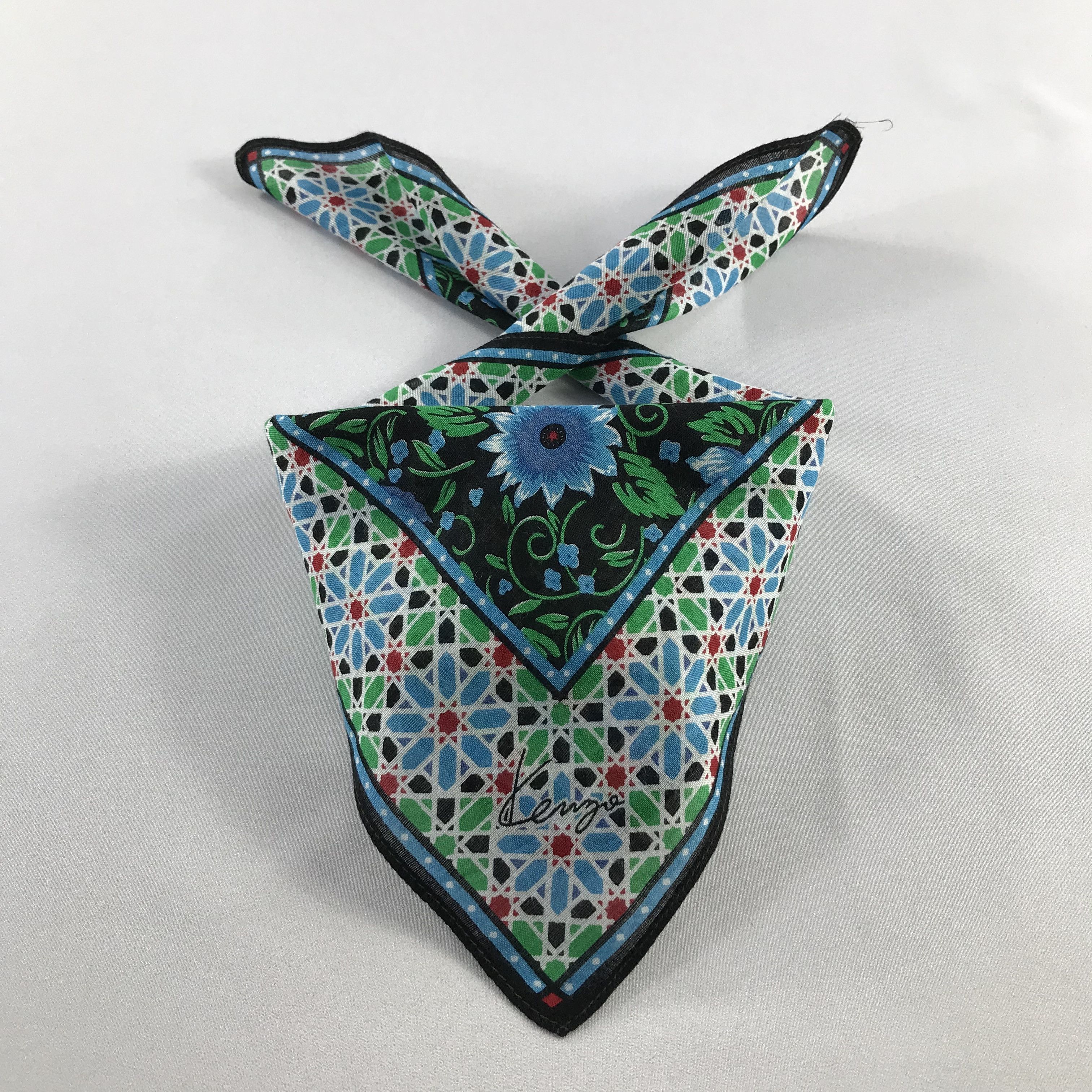 Kenzo Kenzo Handkerchief / Bandana / Neckerchief C823 Size ONE SIZE - 1 Thumbnail