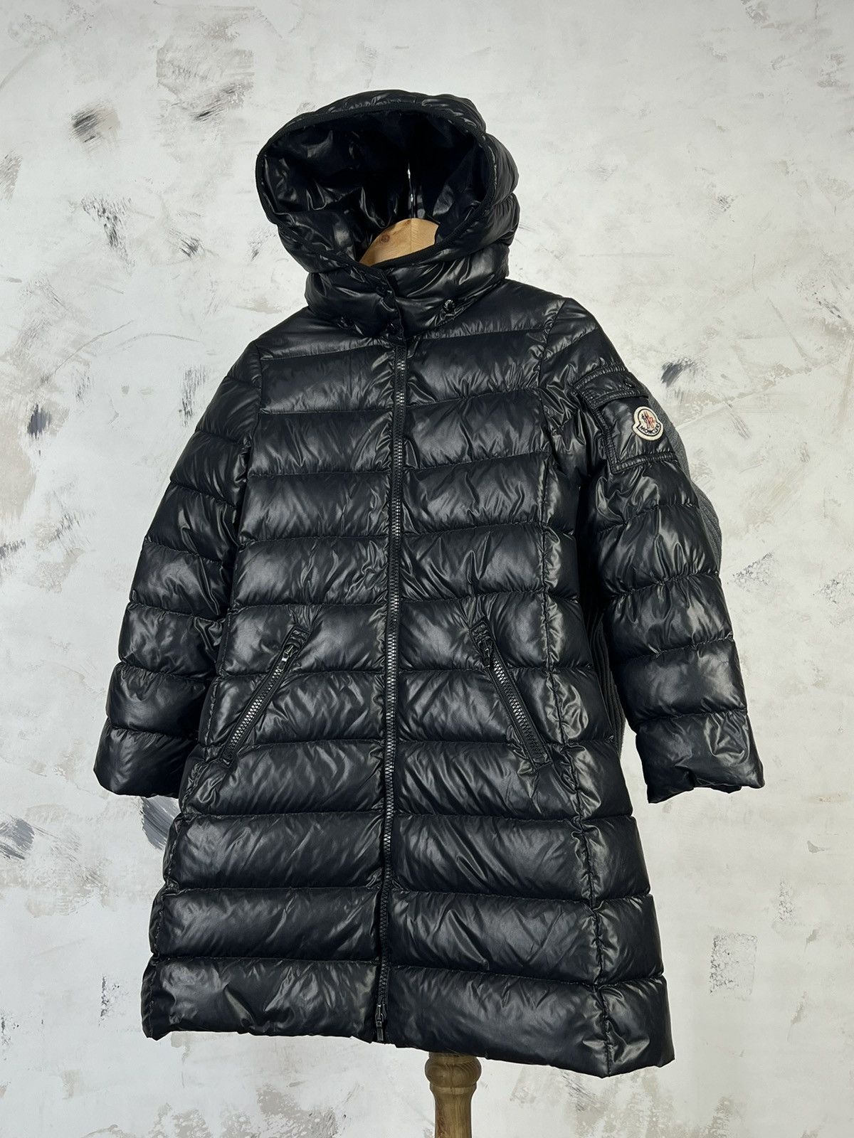Moncler Moncler Kids Moka Long jacket Down Coat Hooded Size 8 Y 130 Size XXS / US 00 / IT 34 - 1 Thumbnail