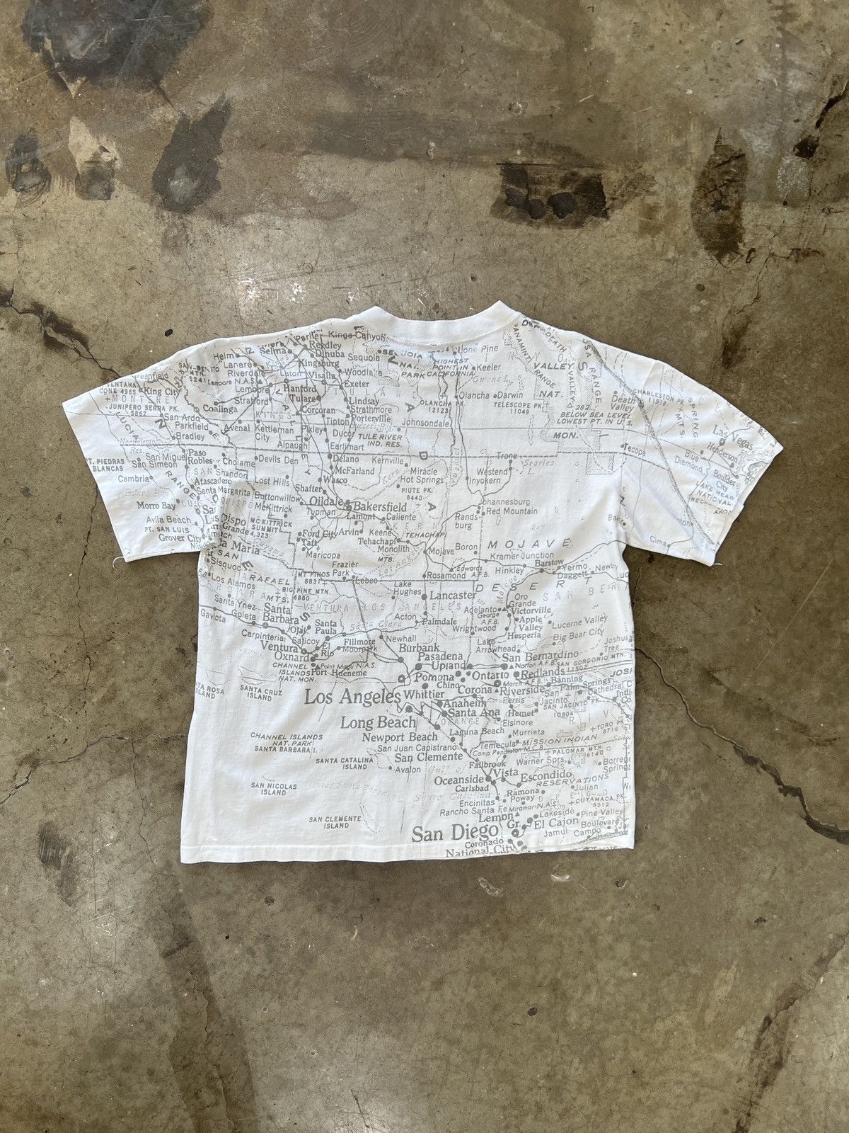 Vintage Vintage AOP California Golden State Map Single Stitch XXL Size US XXL / EU 58 / 5 - 5 Thumbnail