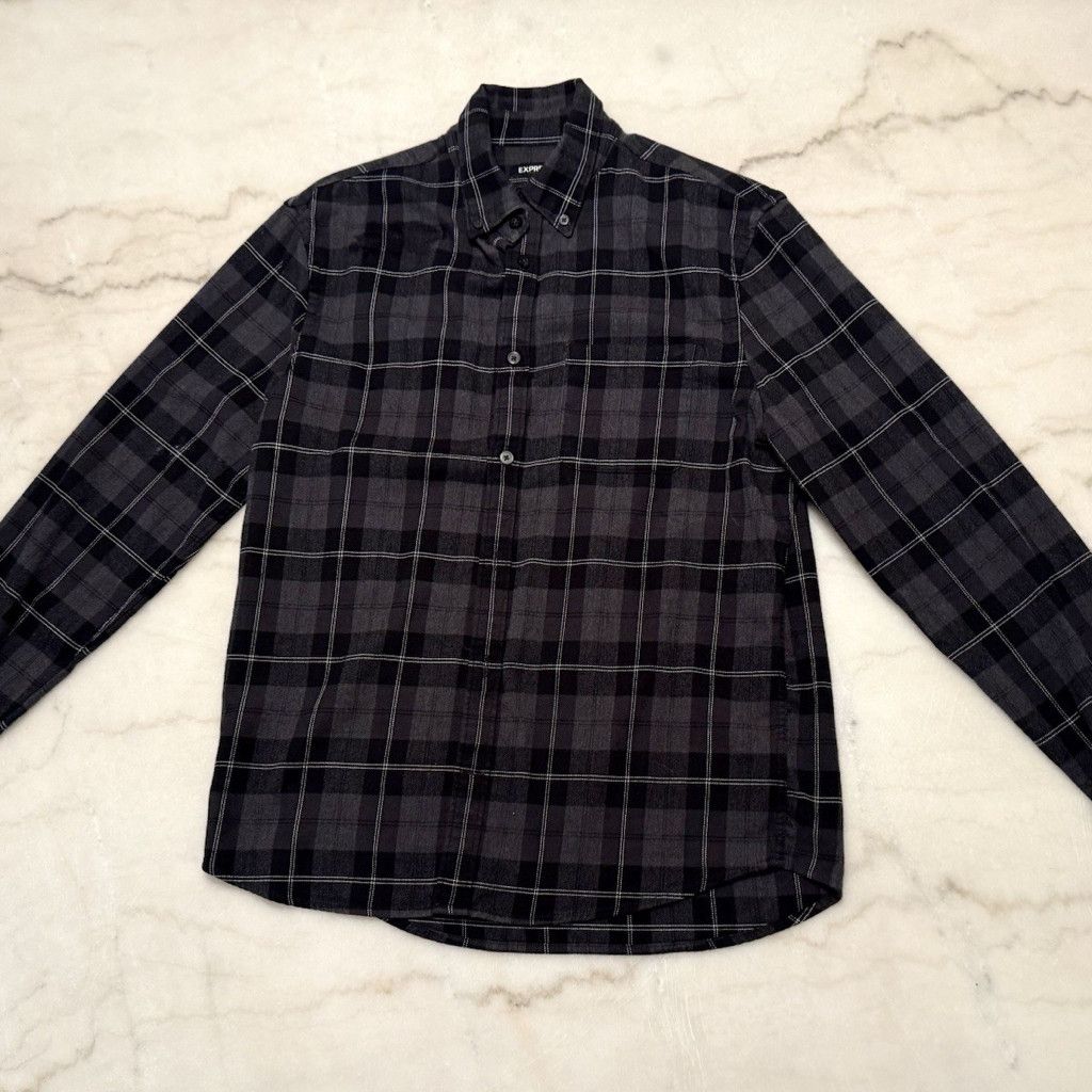 Express Express Button Down Plaid Shirt, Men’s Small, Black, Plaid Size US S / EU 44-46 / 1 - 1 Thumbnail
