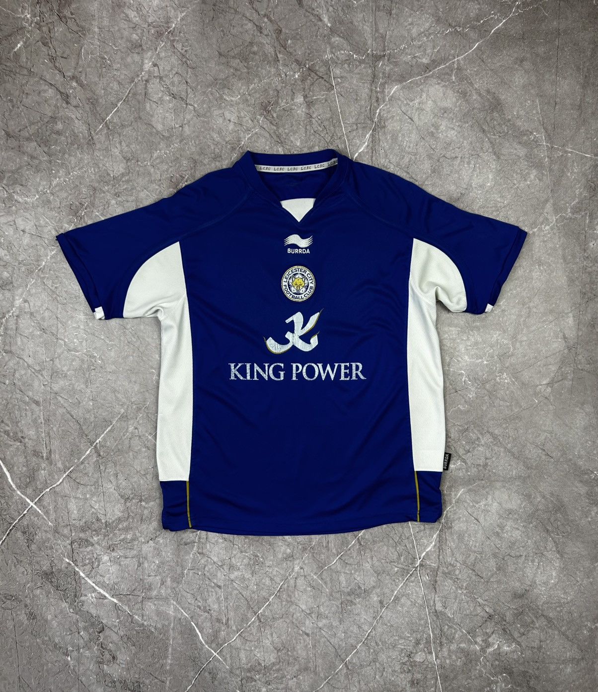 Vintage Burrda Leicester City 11/12 Home Jersey Size US M / EU 48-50 / 2 - 1 Thumbnail