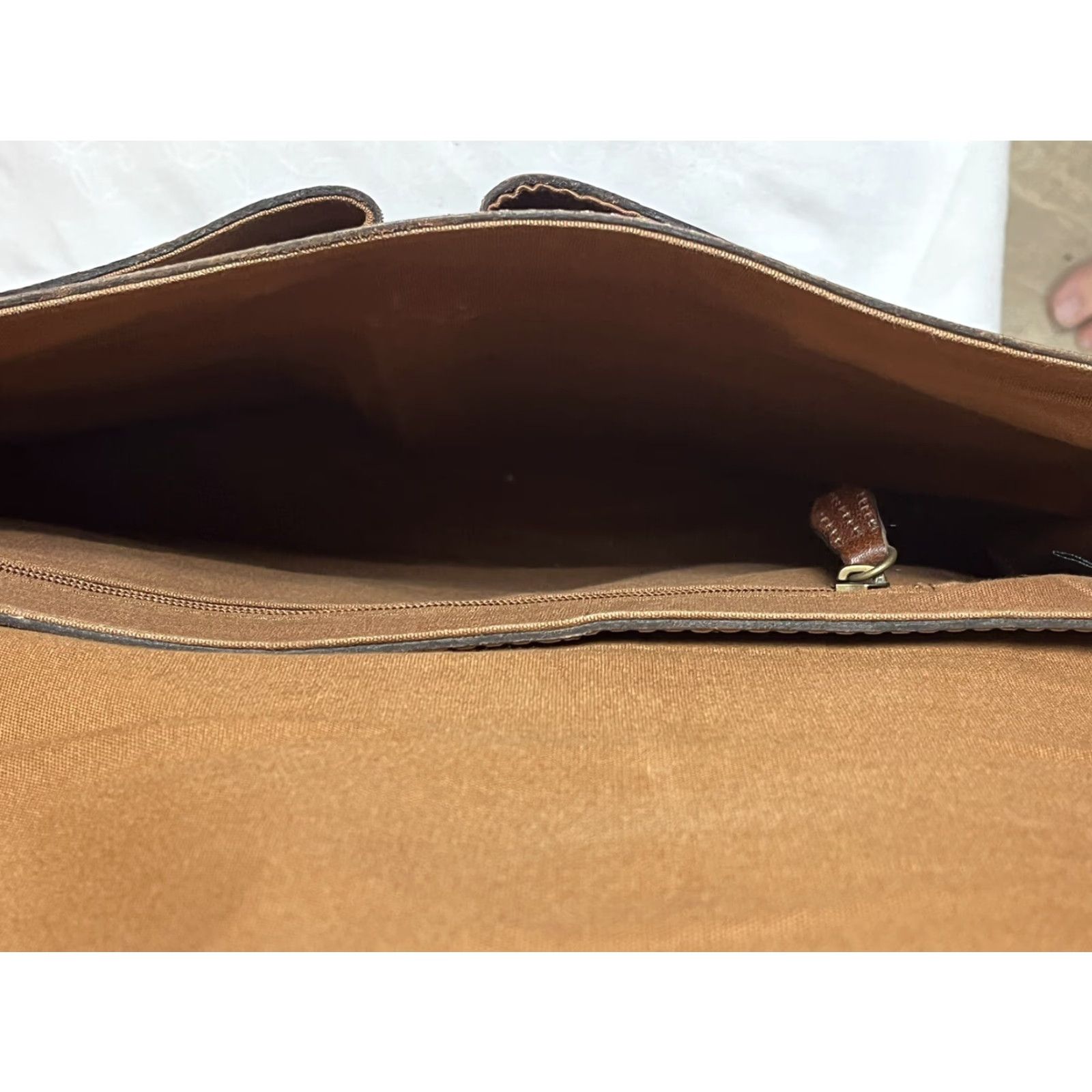 Vintage WILSONS LEATHER Brown Medium Messenger Bag Magnetic Closure VGUC Mens Size ONE SIZE - 5 Thumbnail