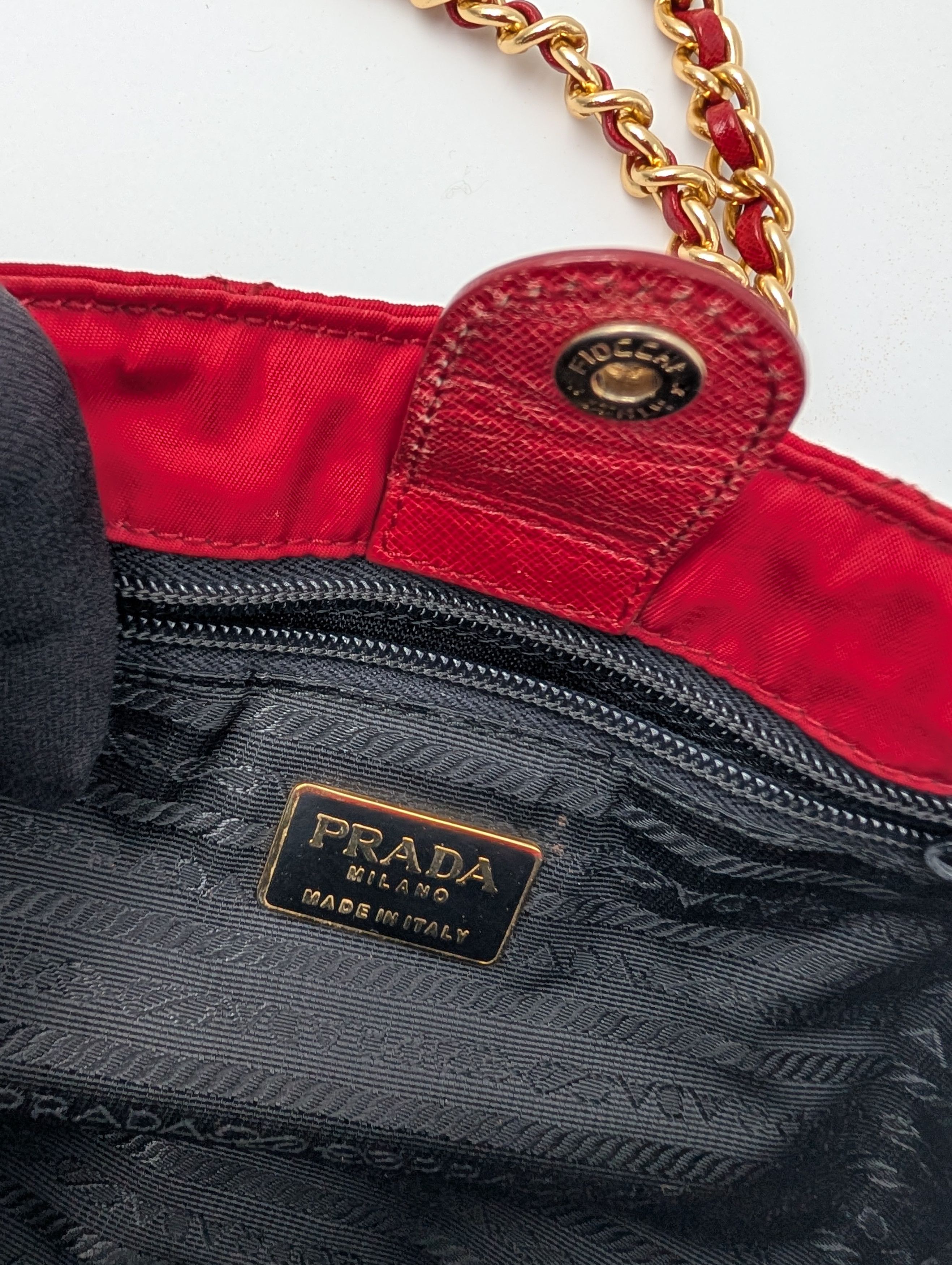 Prada Red Quilted Nylon Chain Shoulder Bag Size ONE SIZE - 10 Thumbnail