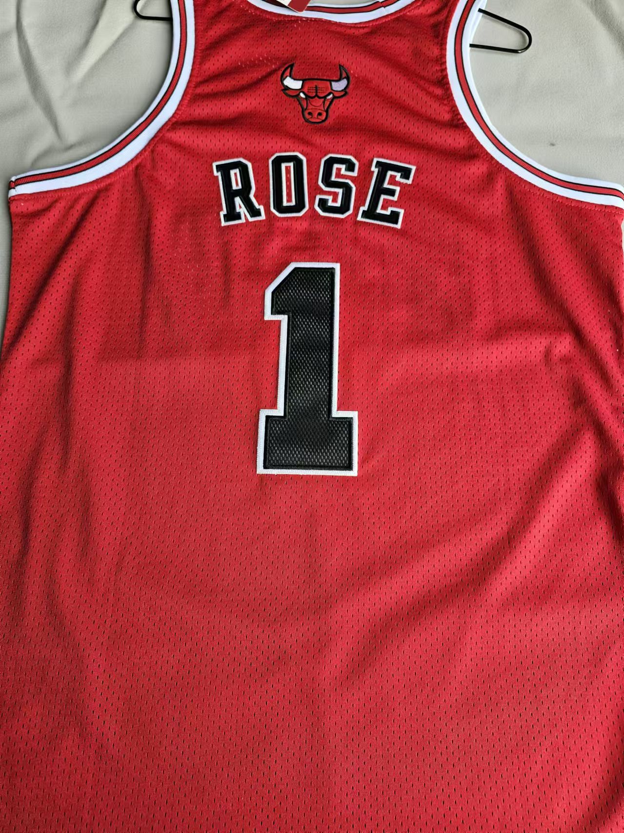 NBA 2008 Chicago Bulls #1 Derrick Rose Jersey Home Size US XL / EU 56 / 4 - 2 Thumbnail