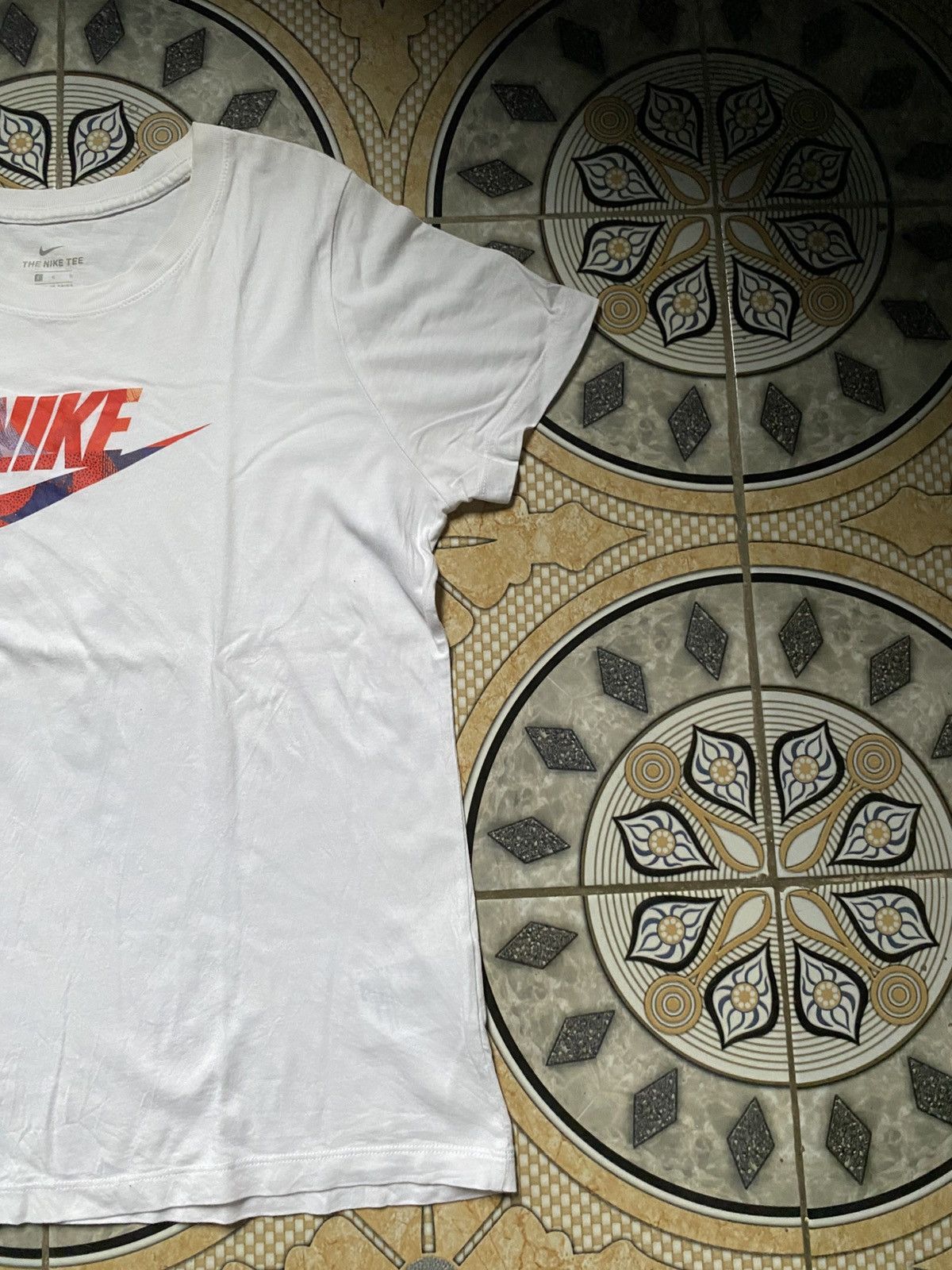 Nike Nike Women’s Summer 1 Short Sleeve T-Shirt White BQ3709-100 Size S / US 4 / IT 40 - 2 Thumbnail
