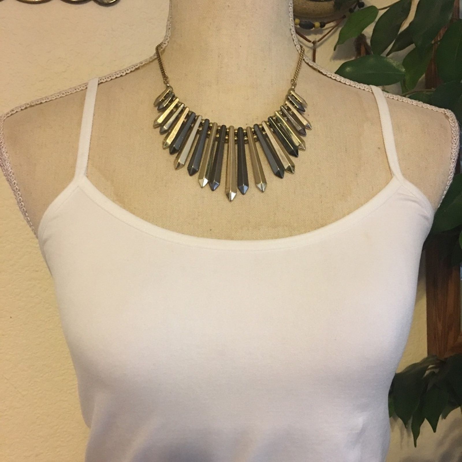 Vintage Vintage medieval dagger style necklace Size ONE SIZE - 3 Thumbnail