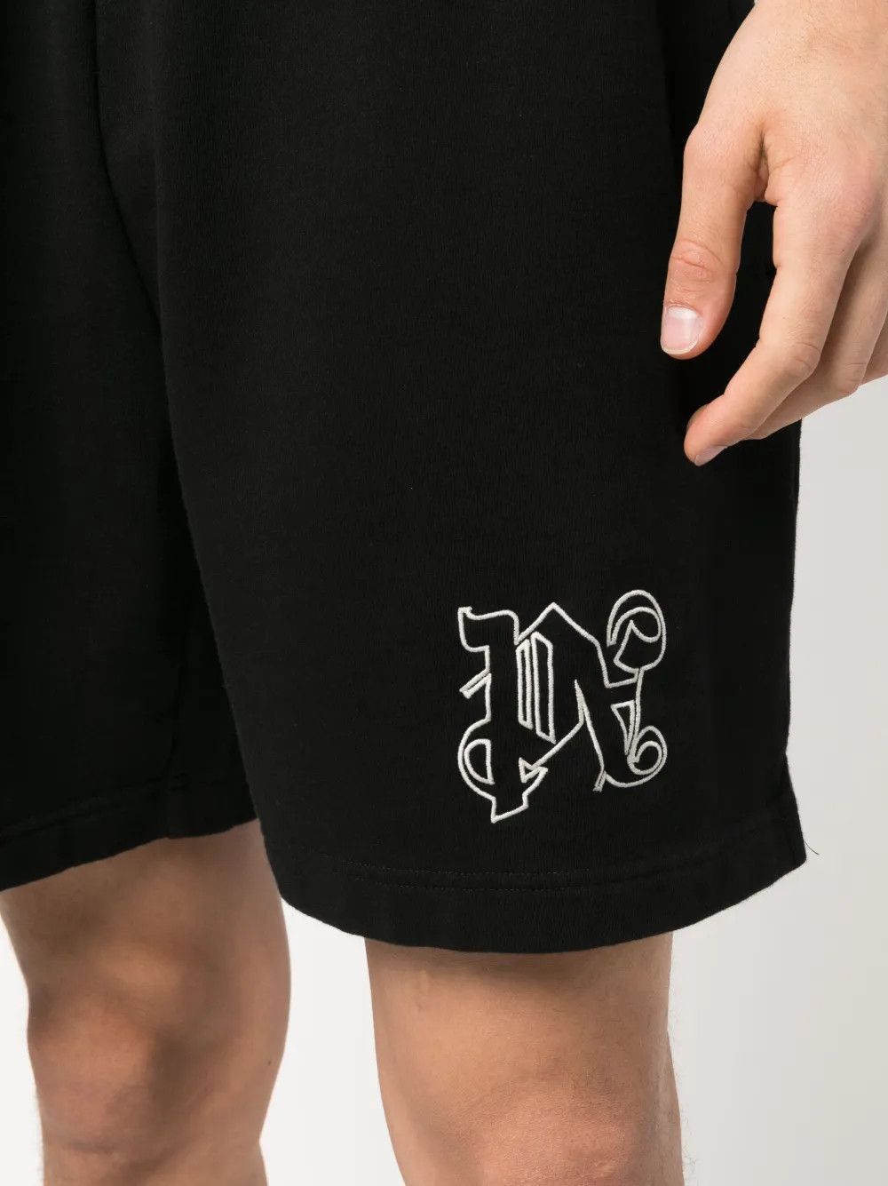 Palm Angels o1y0325 Logo Short in Black Size US 28 / EU 44 - 2 Thumbnail