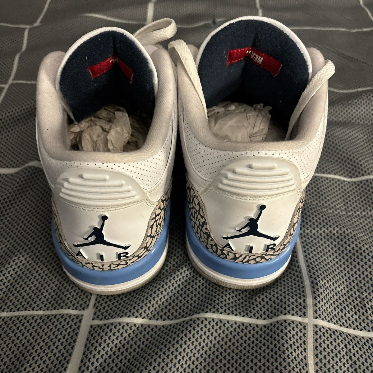 Jordan Brand Air Jordan 3 UNC Size US 10.5 / EU 43-44 - 4 Thumbnail