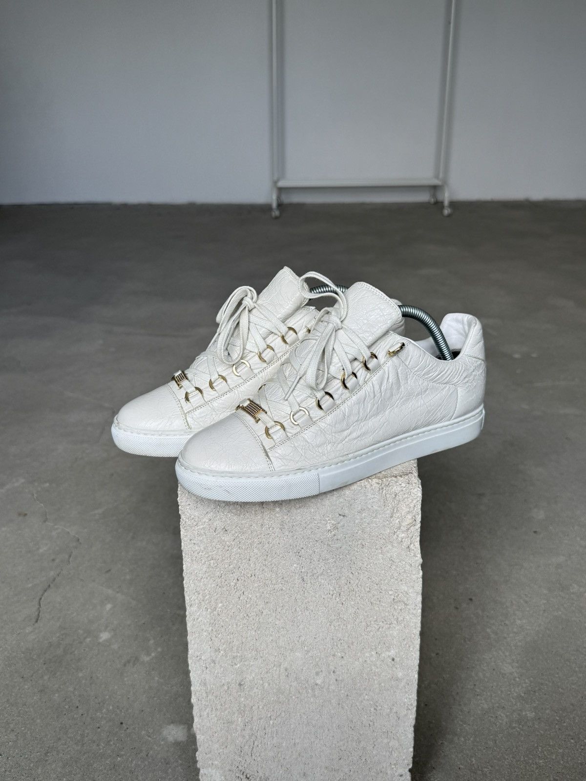 Balenciaga Balenciaga Arena Low Top Leather Sneakers Size US 7 / EU 40 - 3 Thumbnail