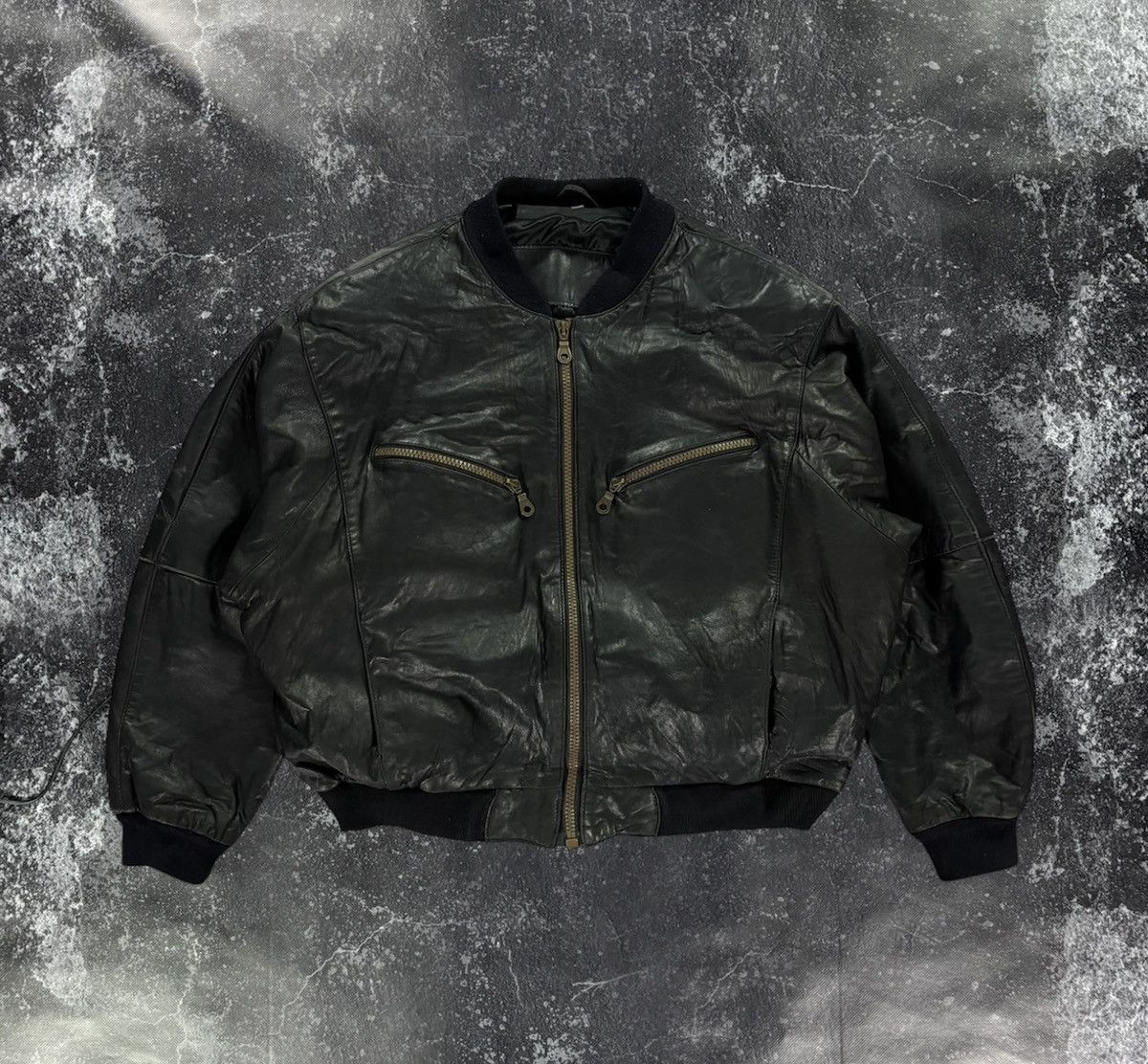 Vintage Vintage Boxy leather Bomber jacket Size US L / EU 52-54 / 3 - 1 Thumbnail