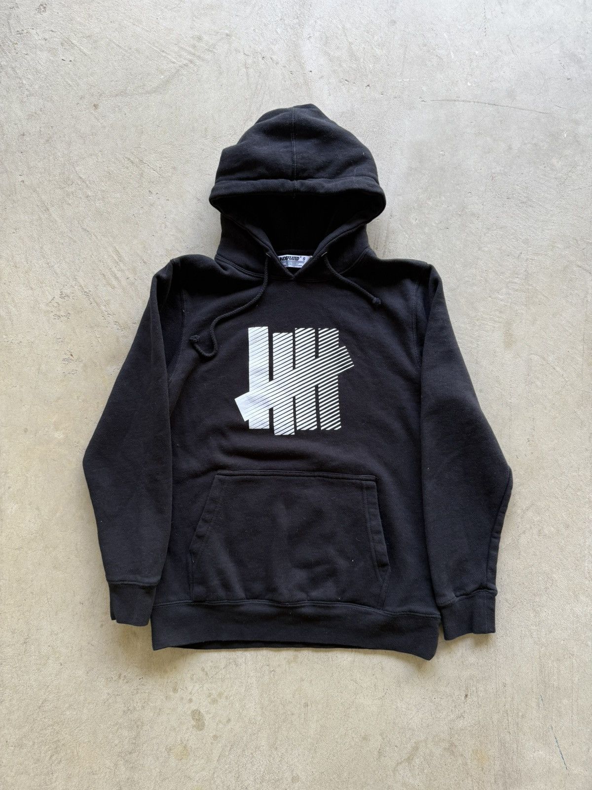 Undefeated Undefeated 5 Strike Hoodie Sweatshirt Size US S / EU 44-46 / 1 - 1 Thumbnail