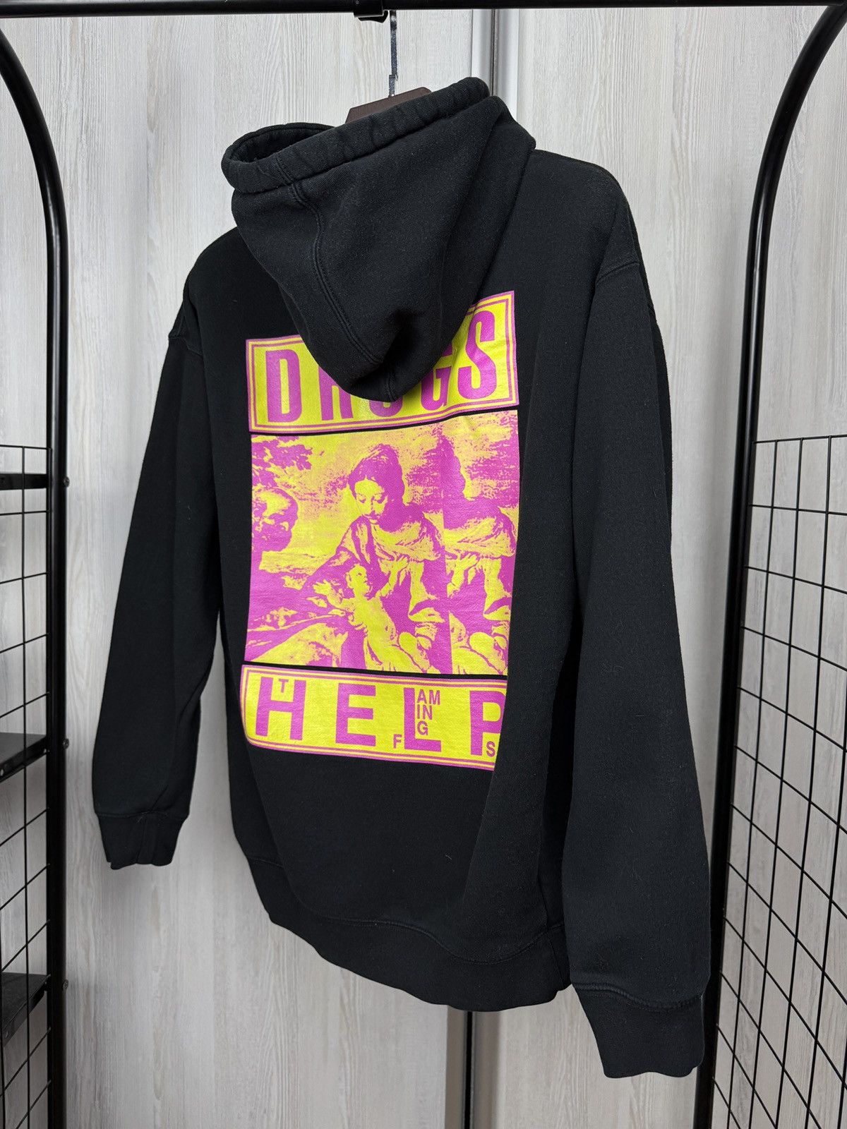 Pleasures Pleasures Hoodie Mens Black The Flaming Lips Drugs Help sz M Size US M / EU 48-50 / 2 - 8 Thumbnail