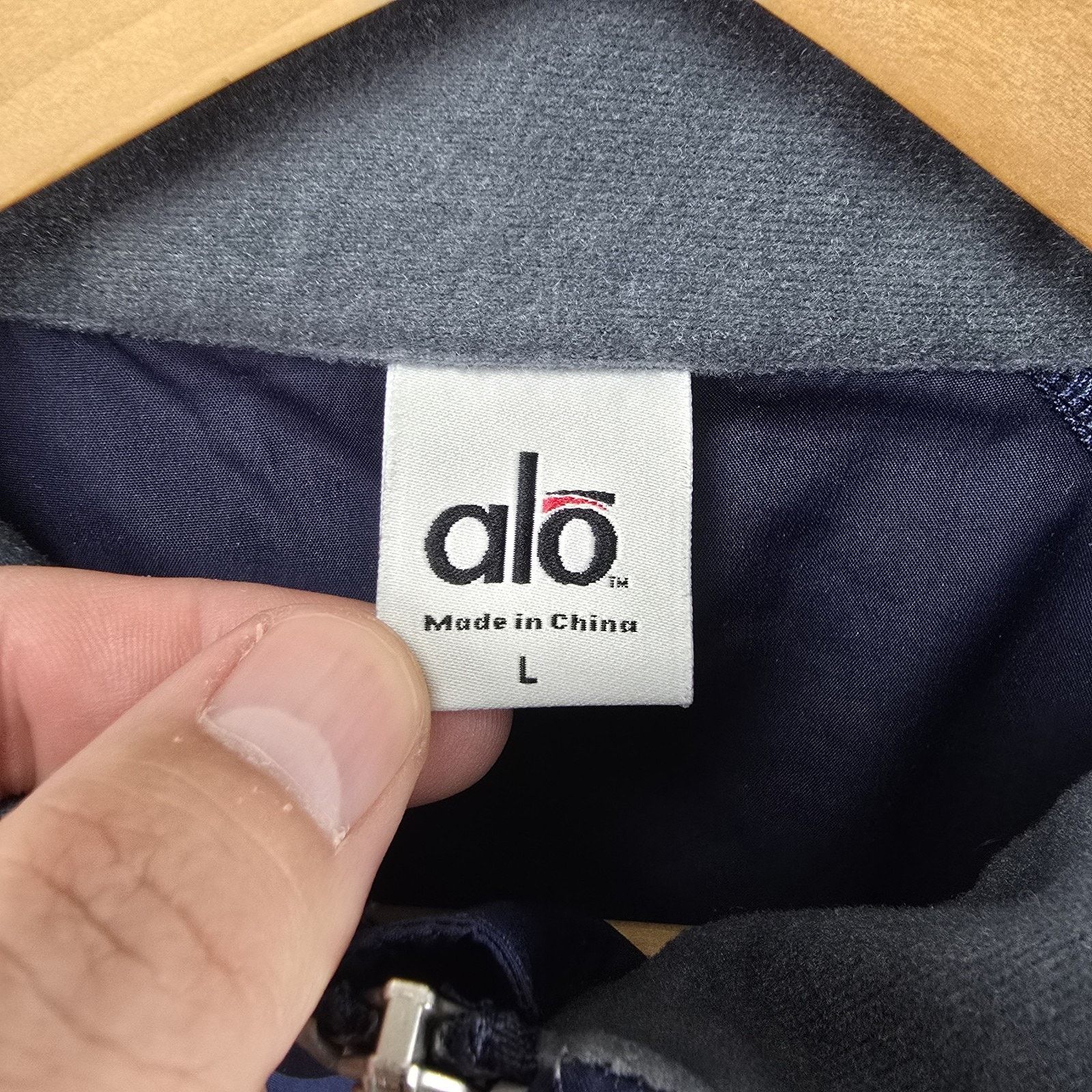 Alo Alo Yoga Windbreaker Jacket Women's Large Blue Lightweight Size L / US 10 / IT 46 - 7 Thumbnail