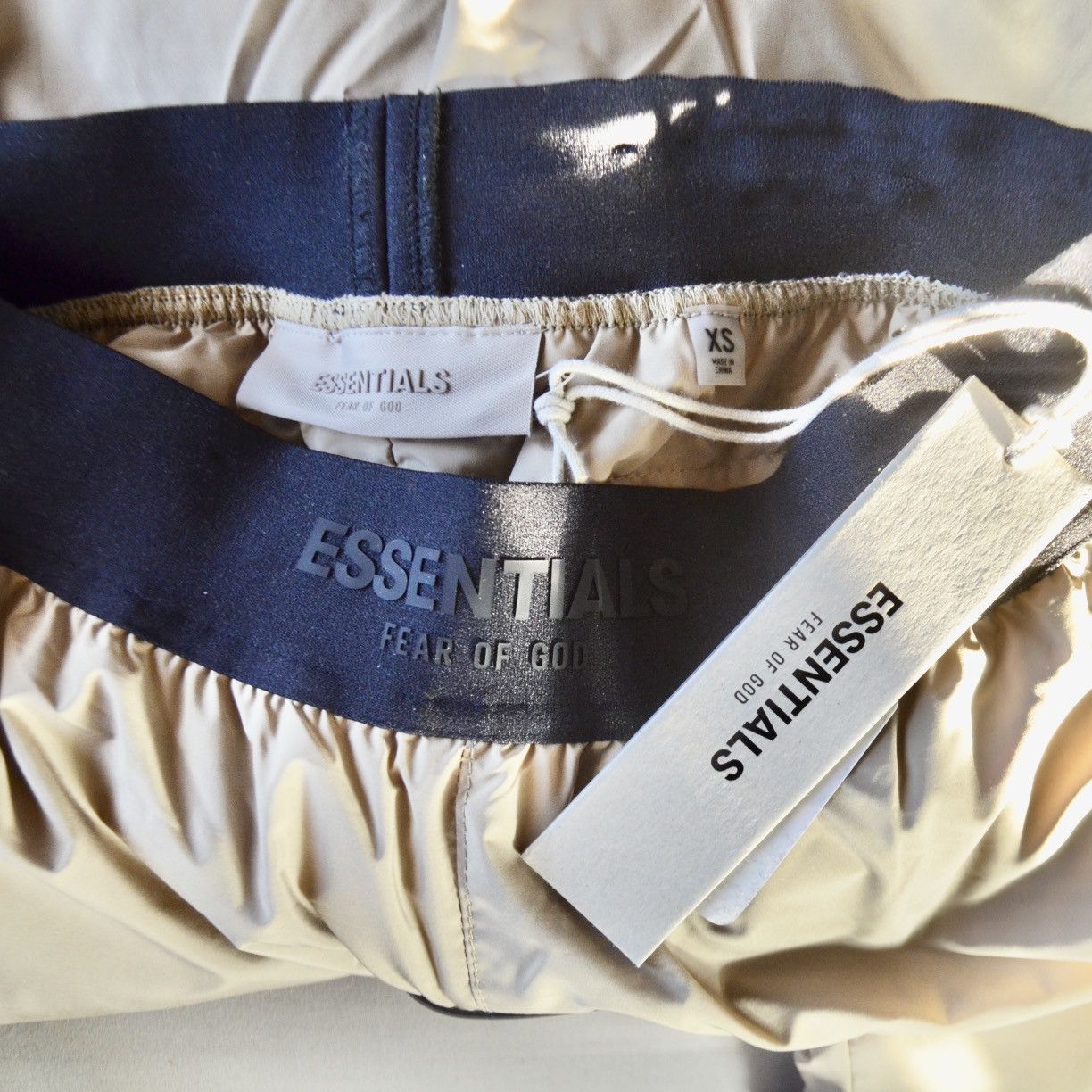 Fear of God NEW $150 XS Fear of God Essentials Polyester Storm Pant Oak Size US 26 / EU 42 - 9 Thumbnail