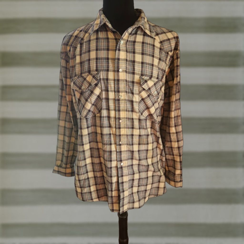 Vintage VINTAGE Big Mac Western Shirt Mens Plaid Blue White Pearl Snaps Size L Size US L / EU 52-54 / 3 - 1 Thumbnail