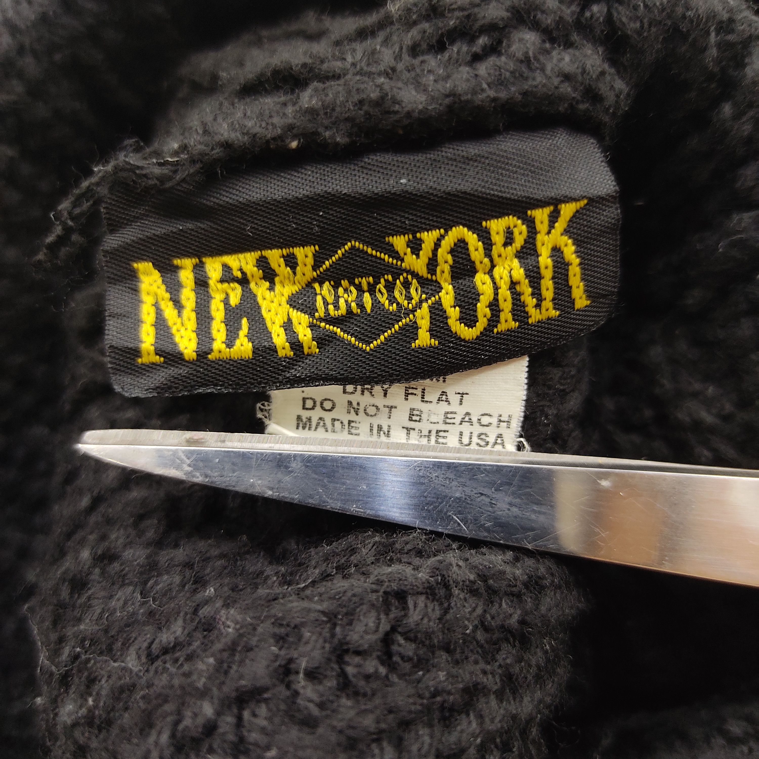 Vintage Vintage New York Hat Co. Knit Beanie / Snow Hat / Snow Cap Size ONE SIZE - 3 Thumbnail