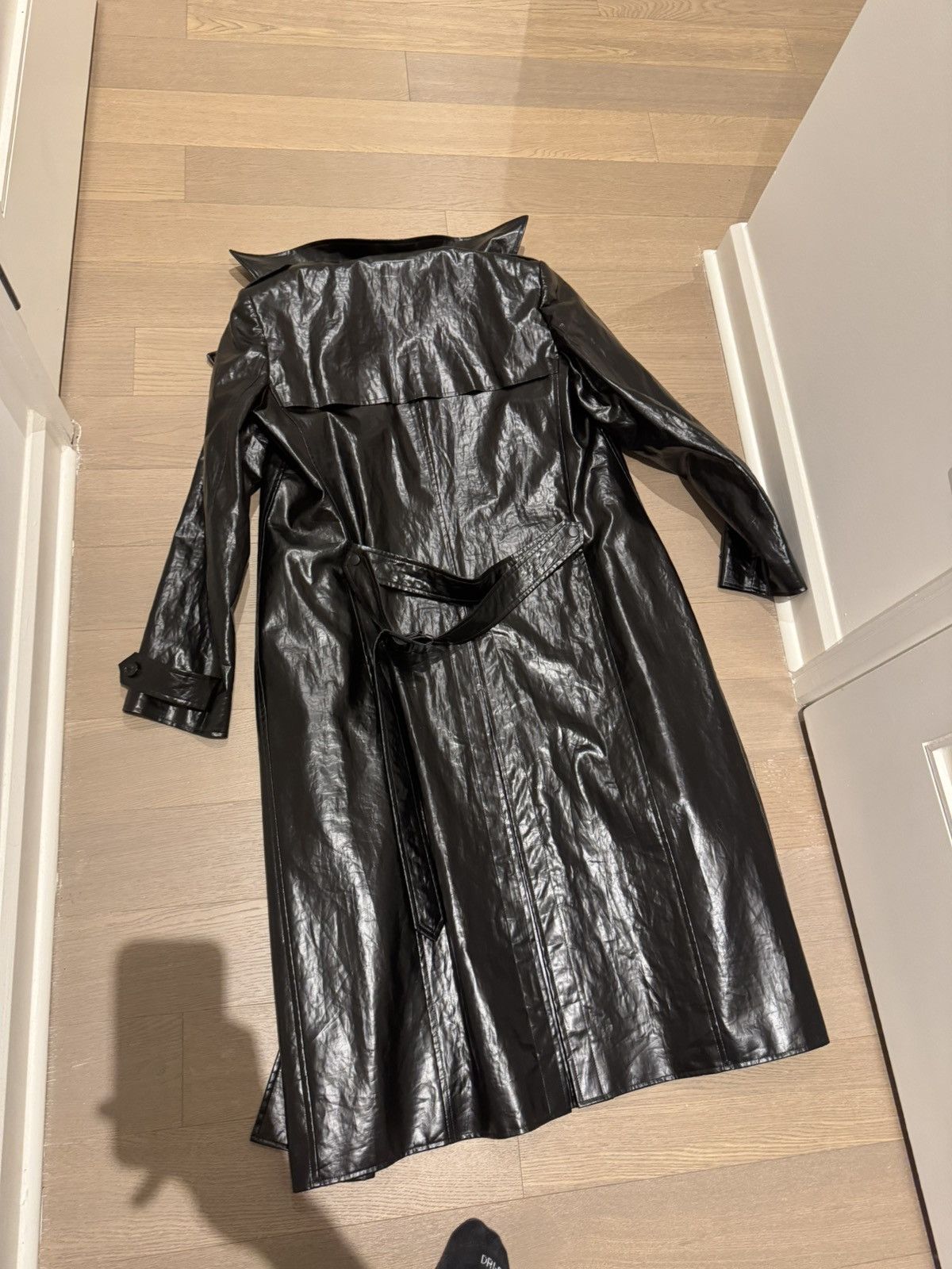 Maison Margiela Maison Margiela Shiny Linen Coat Leather Effect Size Large Size US L / EU 52-54 / 3 - 3 Thumbnail
