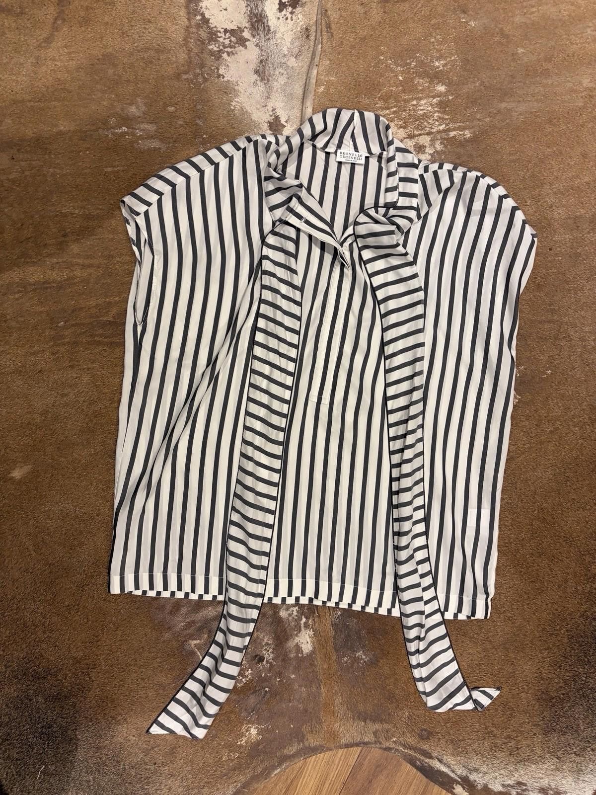 Brunello Cucinelli Brunello Cucinelli Blouse Size L / US 10 / IT 46 - 1 Thumbnail