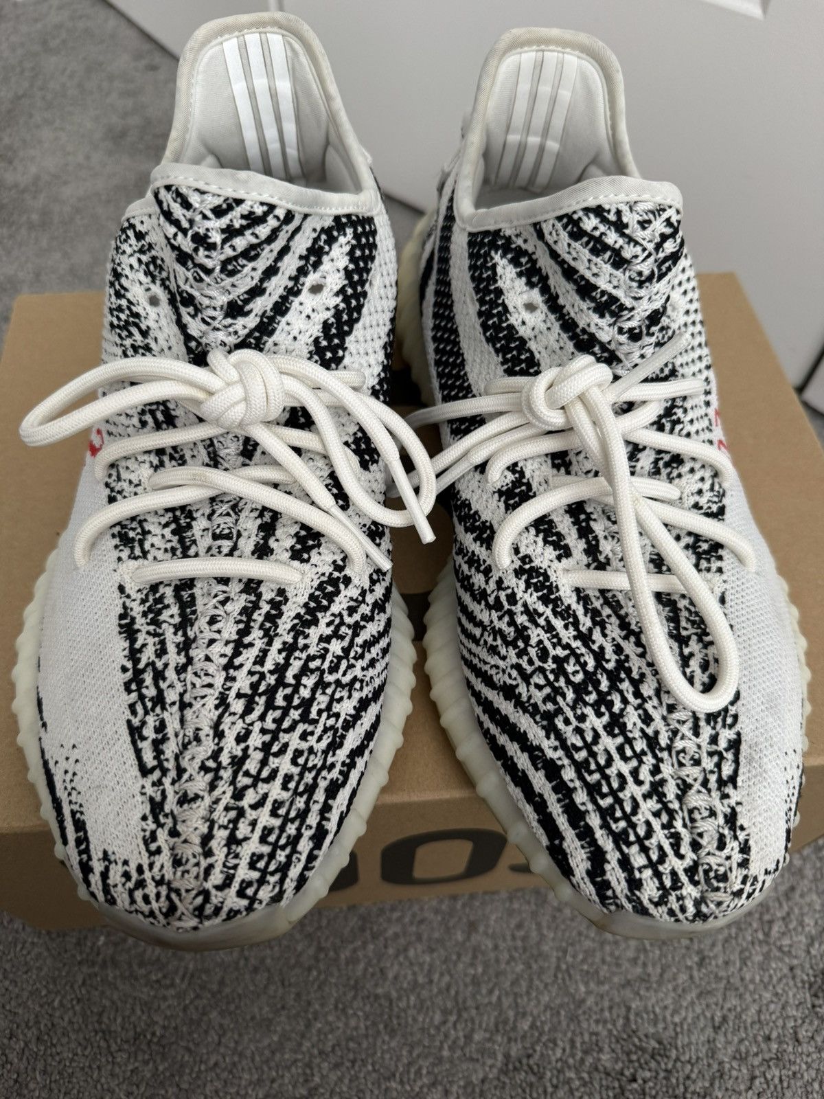 Adidas × Kanye West Yeezy 350 zebras Size US 10 / EU 43 - 8 Thumbnail