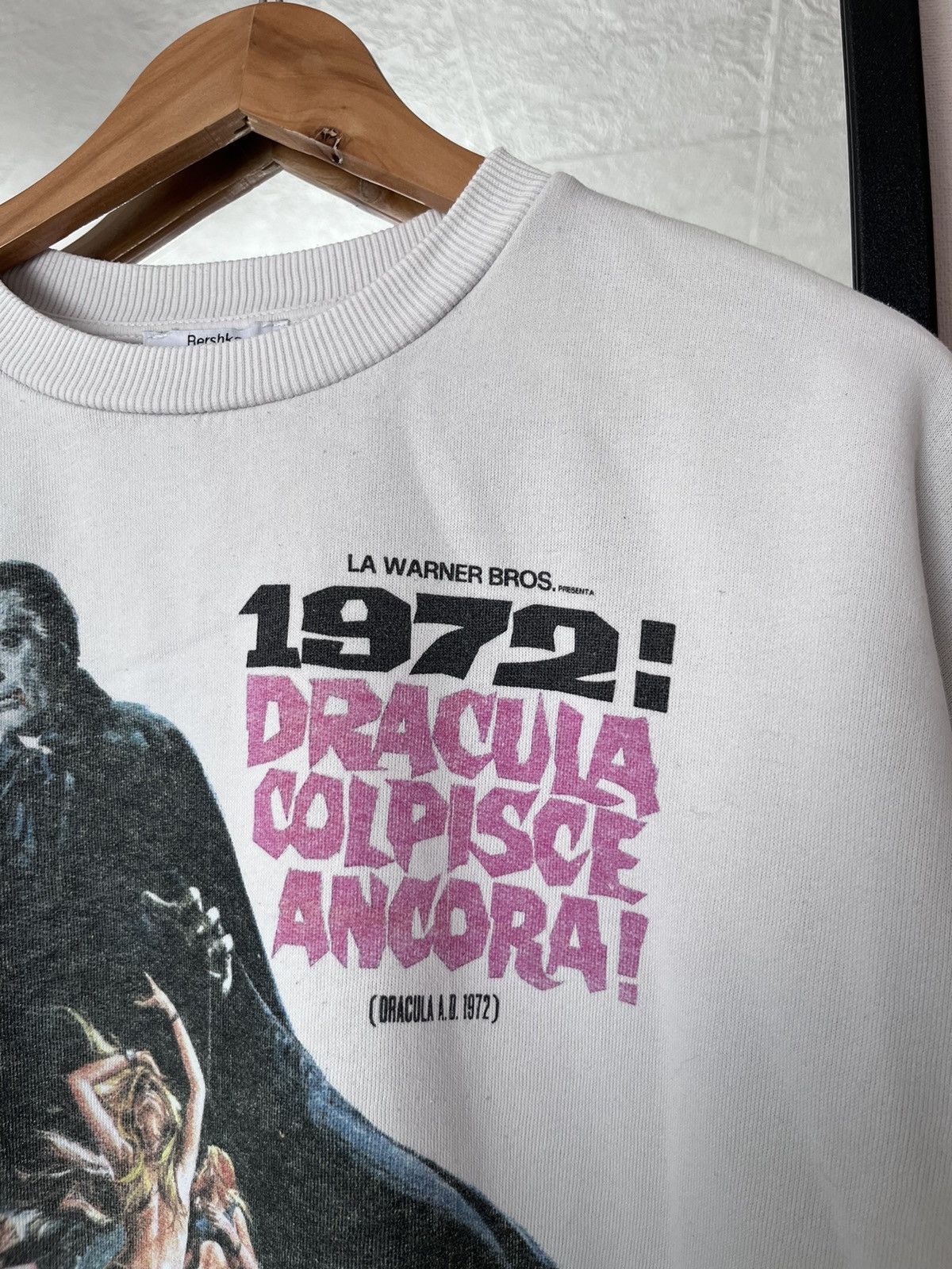 Vintage RARE! Hummer Dracula Colpisce Ancora Warner Bros Sweatshirt Size US M / EU 48-50 / 2 - 2 Thumbnail