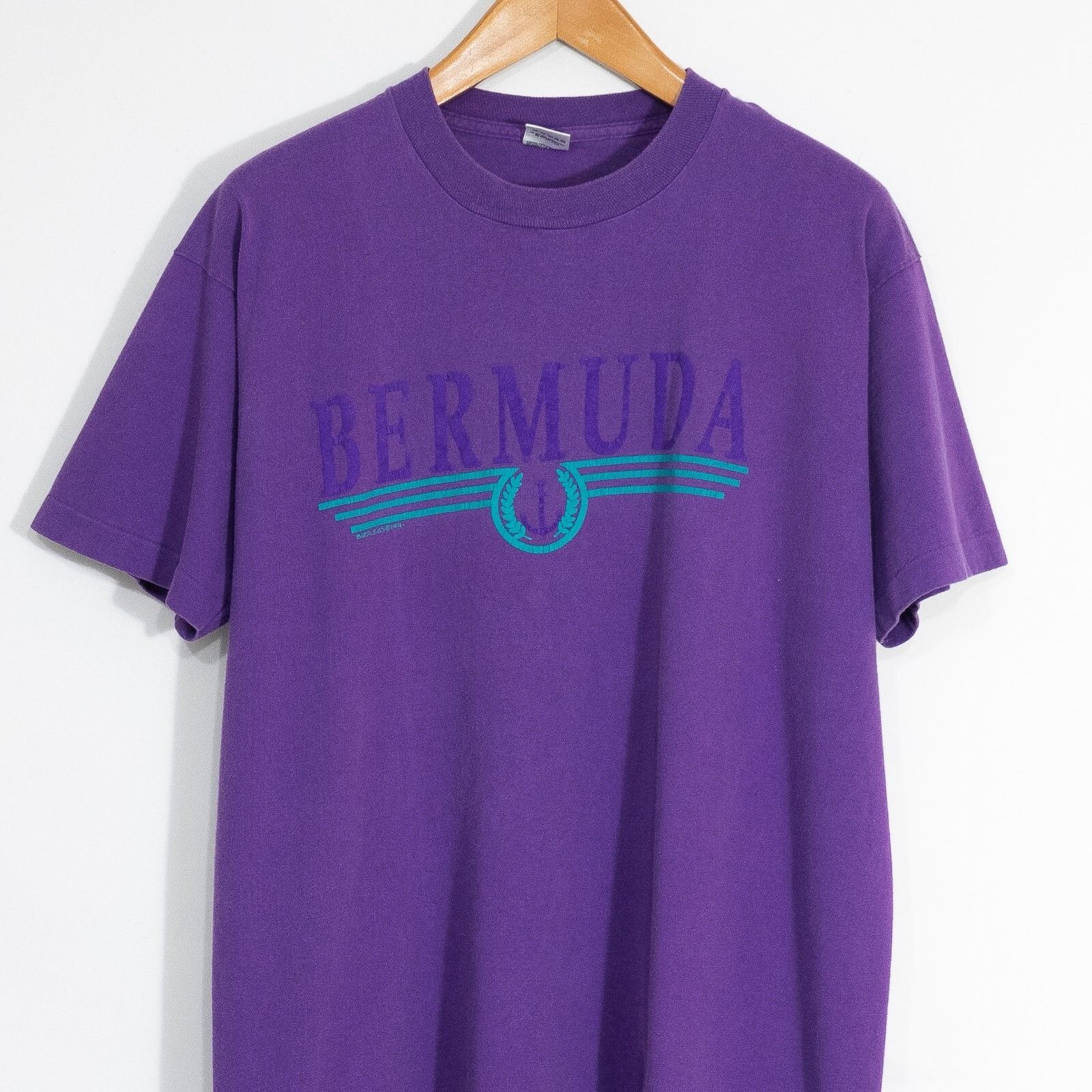 Vintage Vintage 90s Bermuda Tourism T Shirt Mens XL - Distressed Size US XL / EU 56 / 4 - 2 Thumbnail