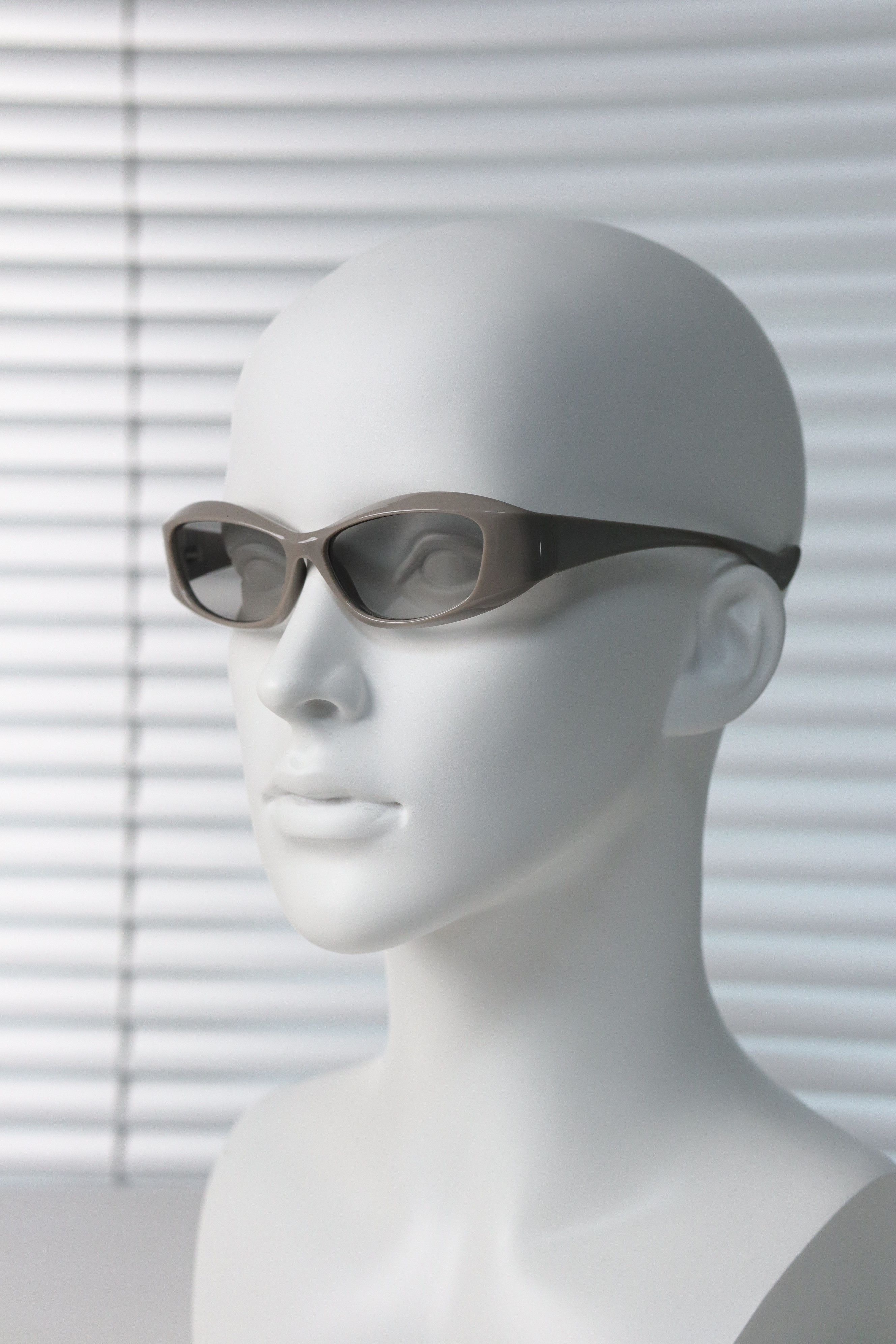 Japanese Brand Rare Vtg Y2k Avant Garde Round Sunglasses Grey Unisex OS Size ONE SIZE - 4 Thumbnail