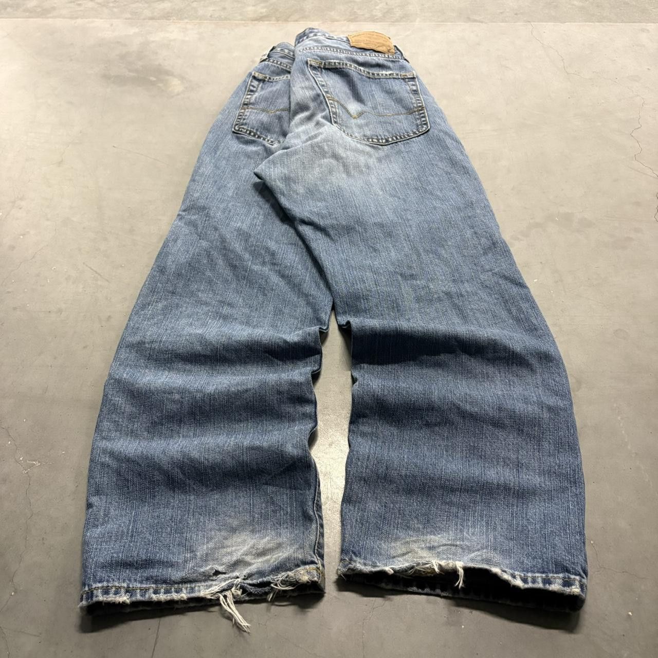 Vintage Crazy Vintage Y2K/2000s Baggy American Eagle Streetwear Workwear Style Medium Blue Wash Denim Jeans! Size US 34 / EU 50 - 4 Thumbnail