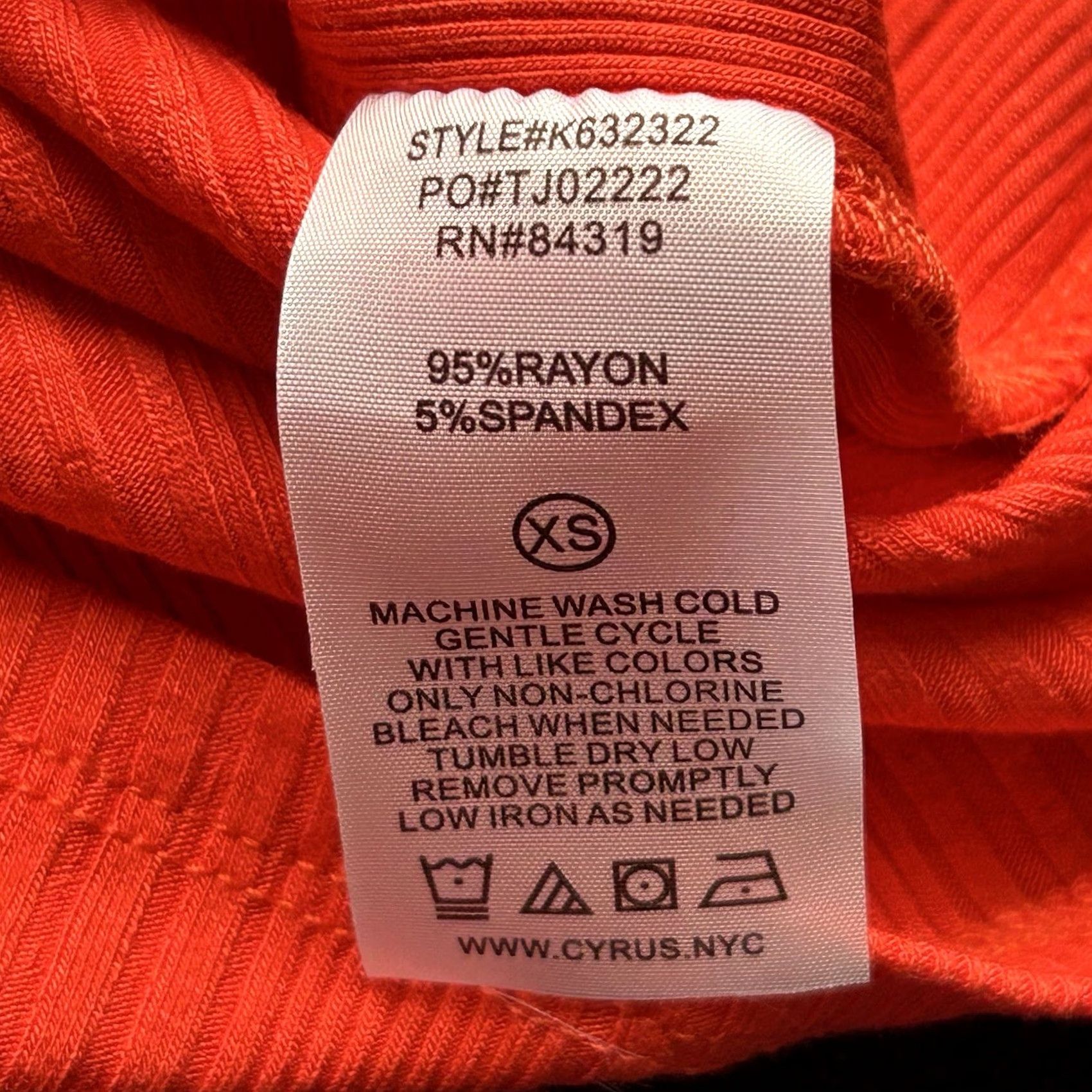 Essentials Cyrus Essentials Sleeveless Top Shirt Tank Women XS Red NWT K632322 New Tags Size XS / US 0-2 / IT 36-38 - 3 Thumbnail