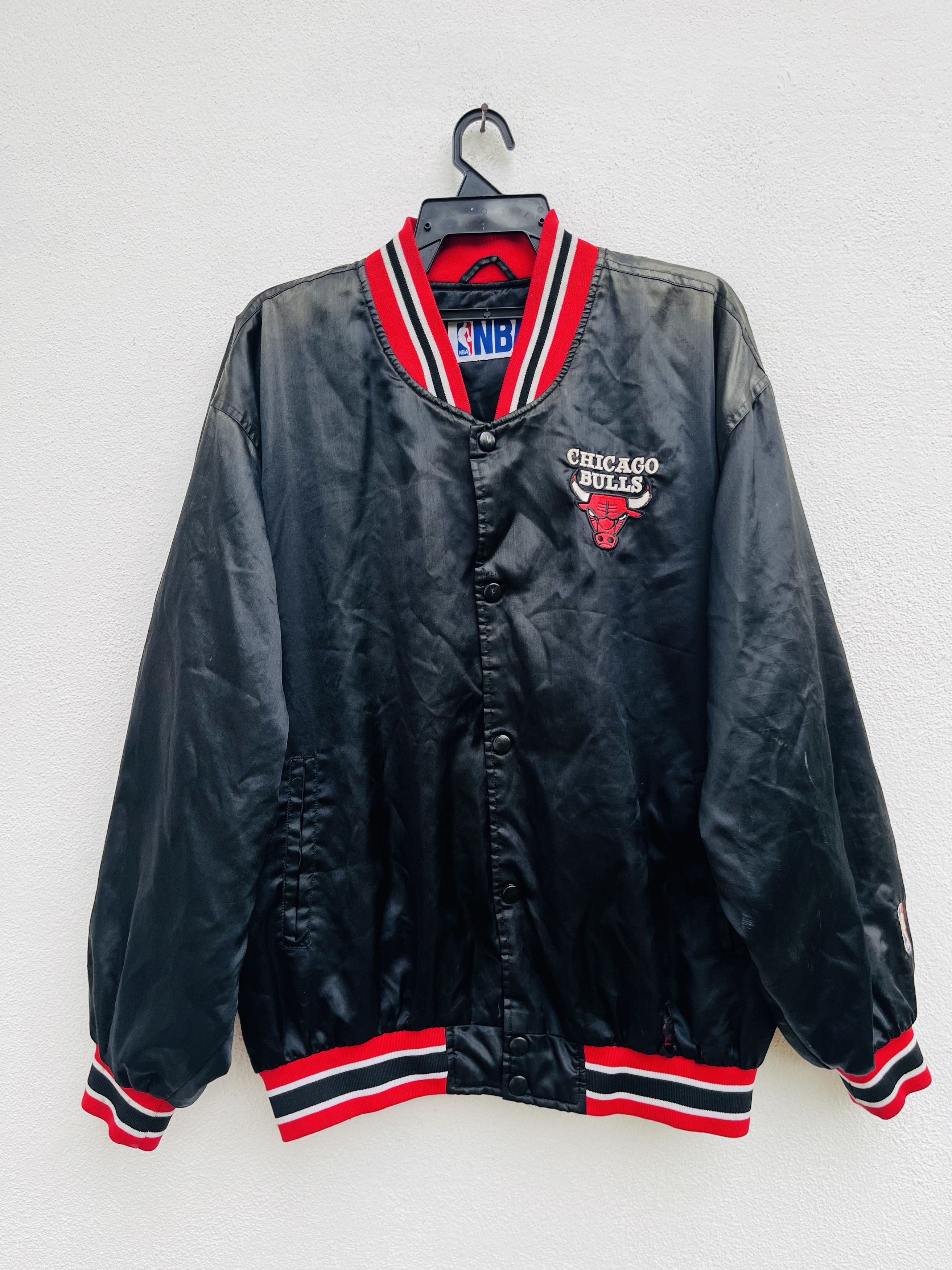 NBA Vintage Chicago Bulls Streetwear Designer Fashion Style Size US XL / EU 56 / 4 - 2 Thumbnail