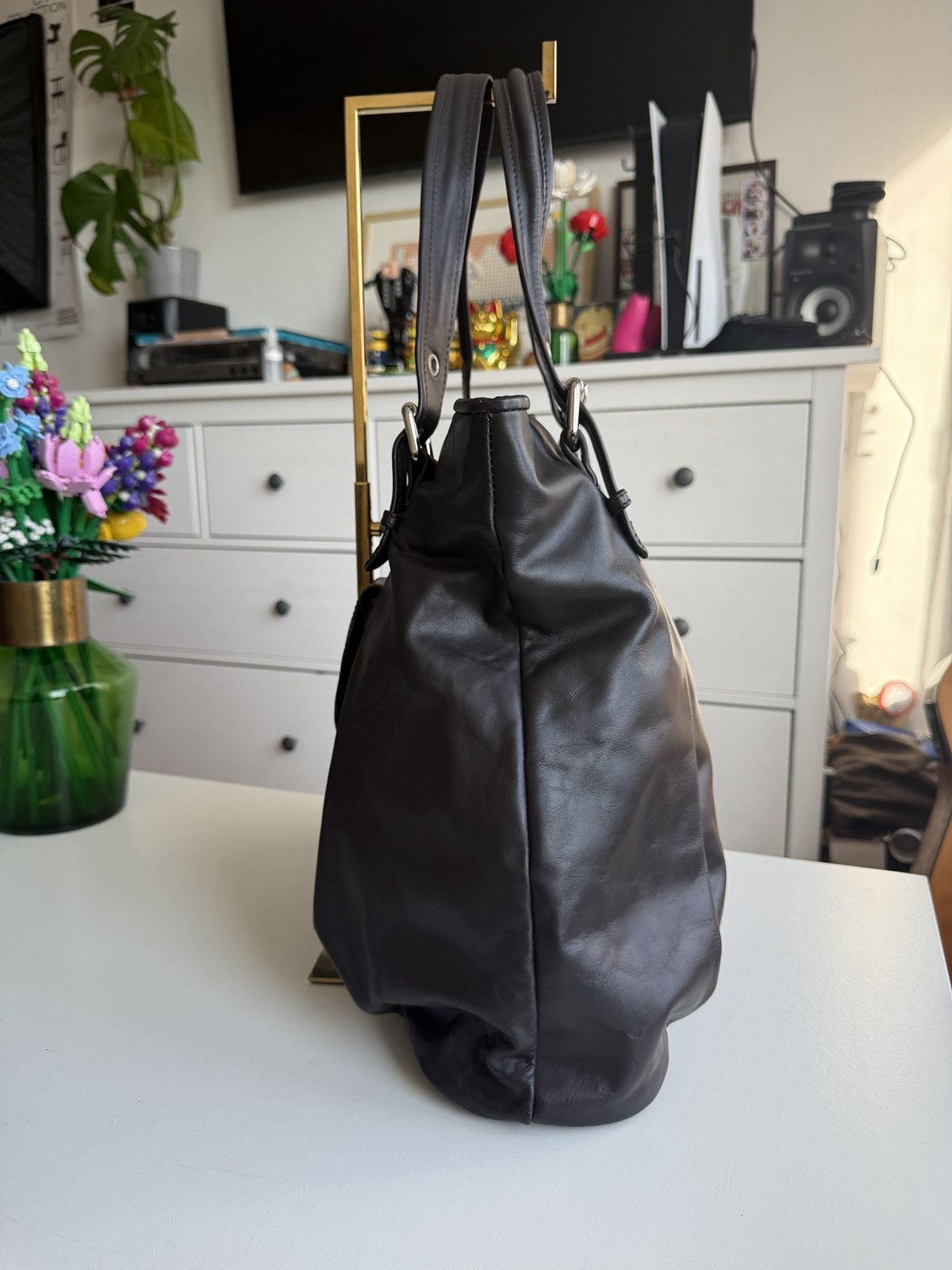 Designer × Miu Miu Vintage y2k Miu Miu side logo leather tote bag archive luxury Size ONE SIZE - 5 Thumbnail