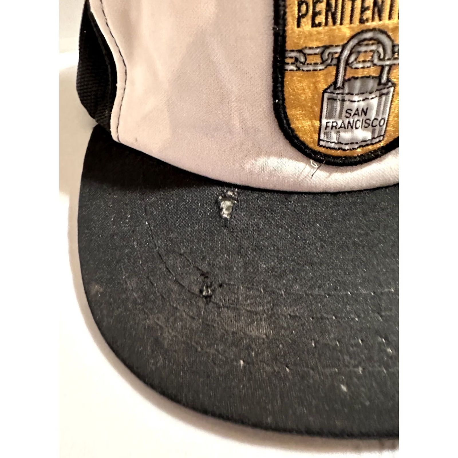 Vintage VINTAGE Alcatraz Federal Penitentiary Trucker Hat Snap-Back Men One Size Black White Hat Size ONE SIZE - 3 Thumbnail